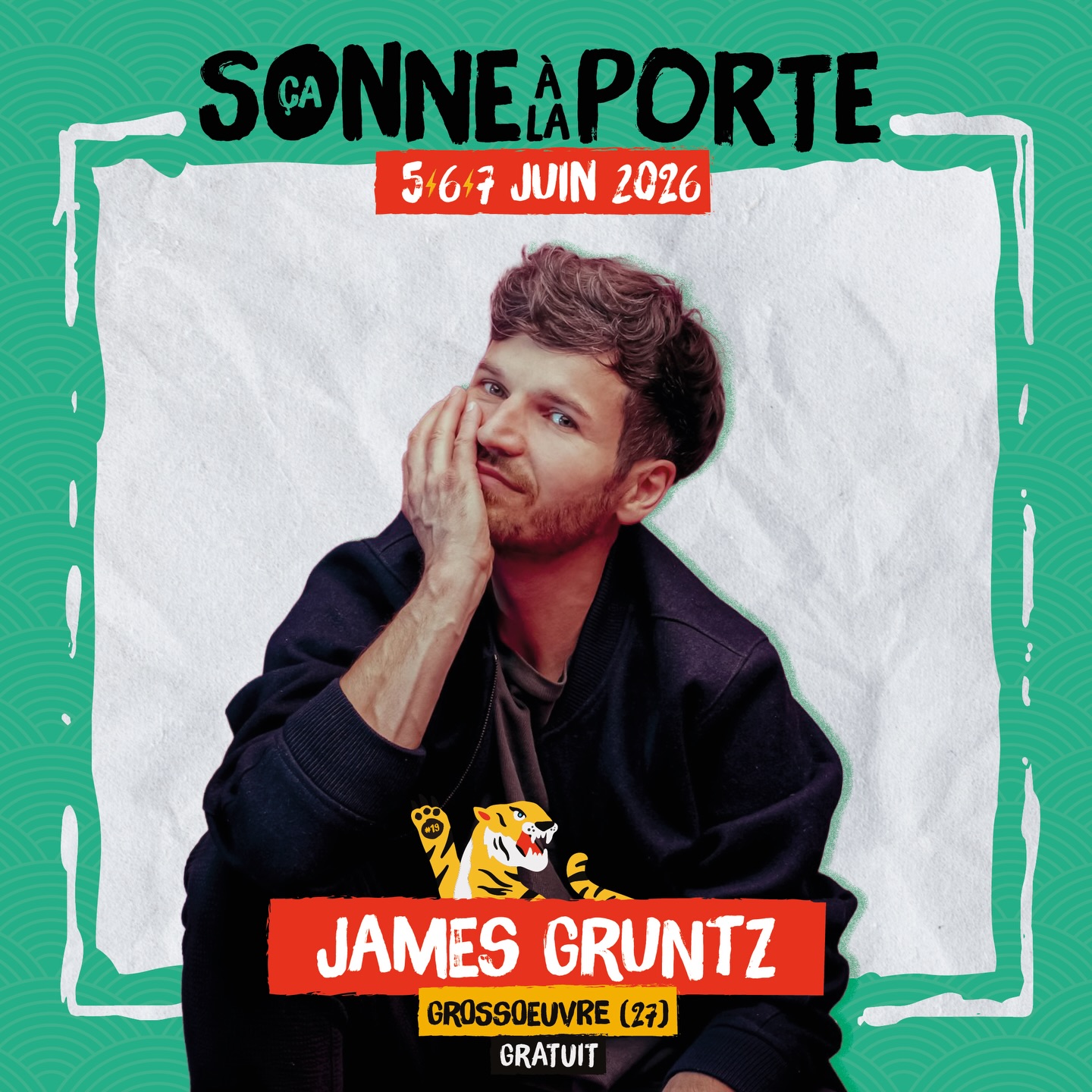 ⚡️💚 FOCUS on James Gruntz 💚⚡️
James Gruntz, chanteur et songwriter suisse né à Berne, s’est imposé comme l’une des voix majeures de la pop helvète grâce à un style singulier mêlant douceur, minimalisme et sensualité sonore. Ses chansons, souvent épurées et aériennes, reposent sur une voix immédiatement reconnaissable, à la fois veloutée et expressive, qui donne à son univers une profondeur intime. Révélé auprès du grand public avec Heart Keeps Dancing, extrait de son album Belvedere en 2014, il signe alors un premier véritable succès radiophonique, bientôt suivi par You issu de Waves en 2017, confirmant sa place dans la modernité pop suisse. Derrière cette douceur se cache un artiste complet, passé par la Jazzschule Zürich, où il a développé un sens du groove subtil et une approche mélodique précise. Aujourd’hui, James Gruntz poursuit une trajectoire singulière où émotion, délicatesse et maîtrise vocale ne cessent de se répondre.
Évreux Portes de Normandie ⚡️ Ville d’Evreux ⚡️ Département de l’Eure ⚡️ Mairie de Grossoeuvre
#normandie #rock #eure #evreuxnormandie #CSALP