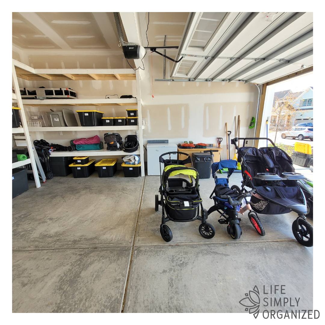 A garage that actually works 🚗✨
Labeled bins + wheeled items lined up = everything easy to find, grab, and put back 🙌
No more digging, no more guessing—just a system that keeps things moving 🤍
#GarageOrganization #OrganizedGarage #HomeOrganization #BeforeAndAfter #DeclutterYourHome #StorageSolutions #OrganizingTips #FunctionalSpaces #ClutterFree #SimpleLiving #GarageGoals #NeatAndTidy #ProfessionalOrganizer #HomeInspo #OrganizationHacks