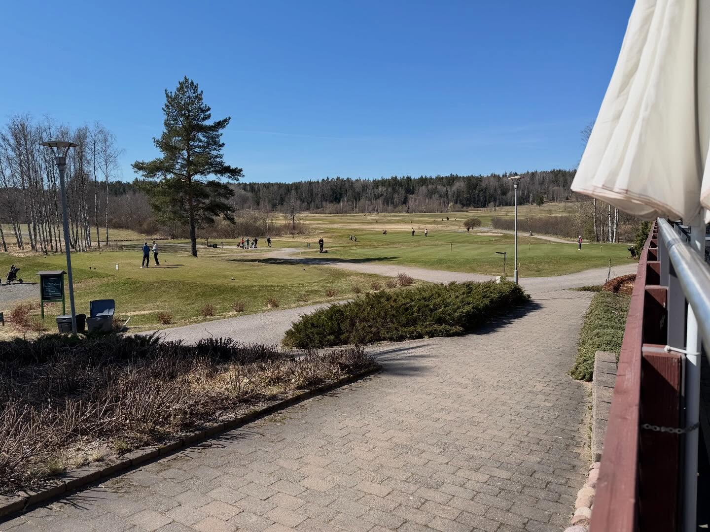 Päivän tilanne. +10 C, UV: 3