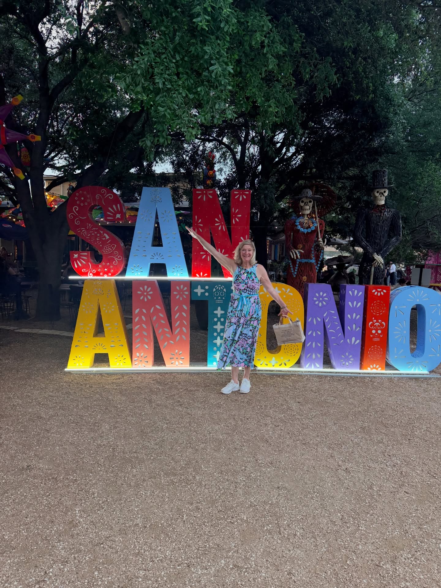 I had a wonderful time in Texas @herbsocietyofamerica EdCon — It was wonderful to see old friends and make new ones and the spring wildflowers did not disappoint! I ran a workshop on “Natural Beauty with Texas wildflowers” and just posted all the recipes on my website. They can all be adapted to what you have growing in your garden. Enjoy!