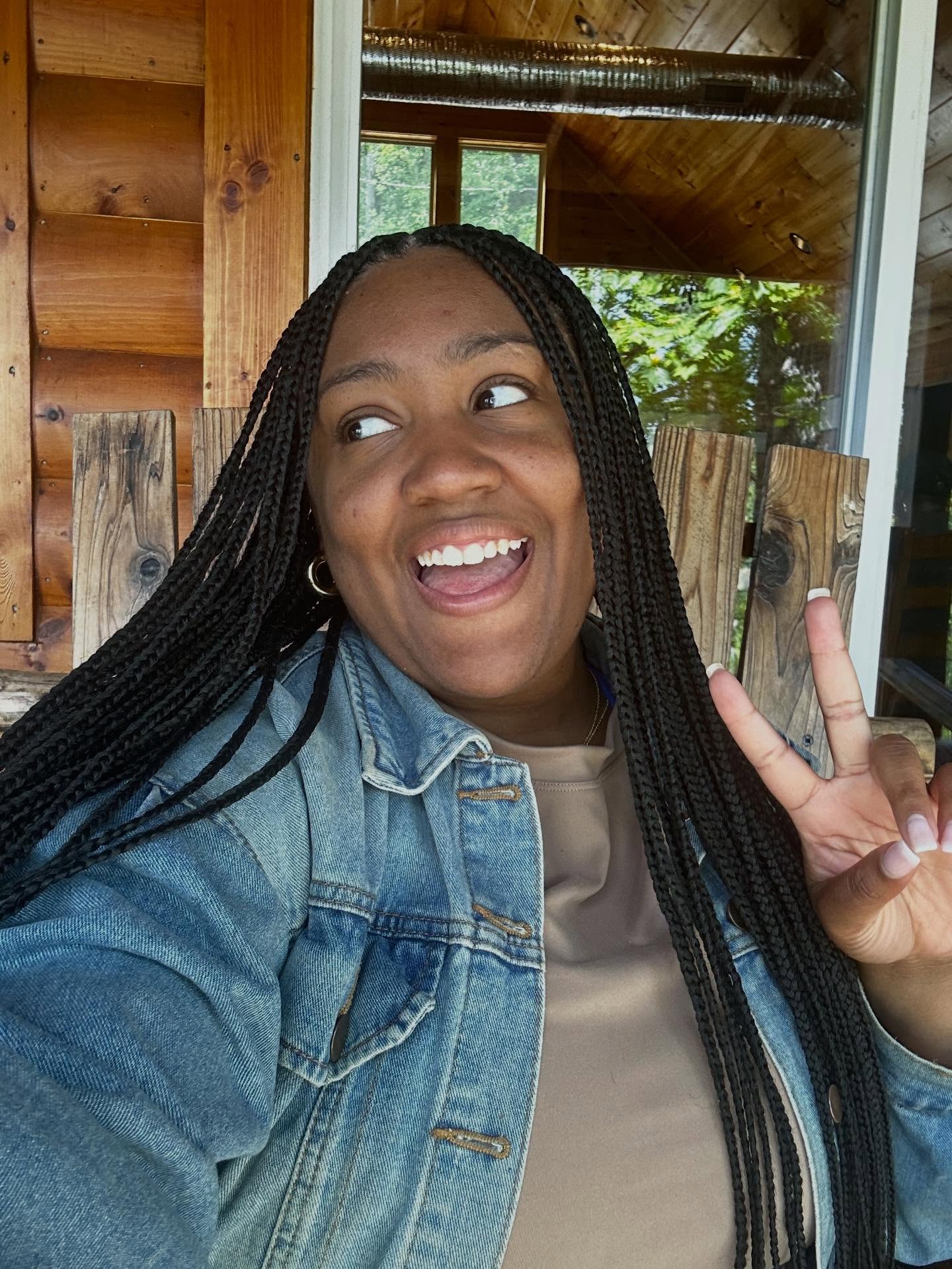 Tennessee and Me 🙏🏾
Time in the mountains 🏔️ … shifts everything.
#herworthretreat