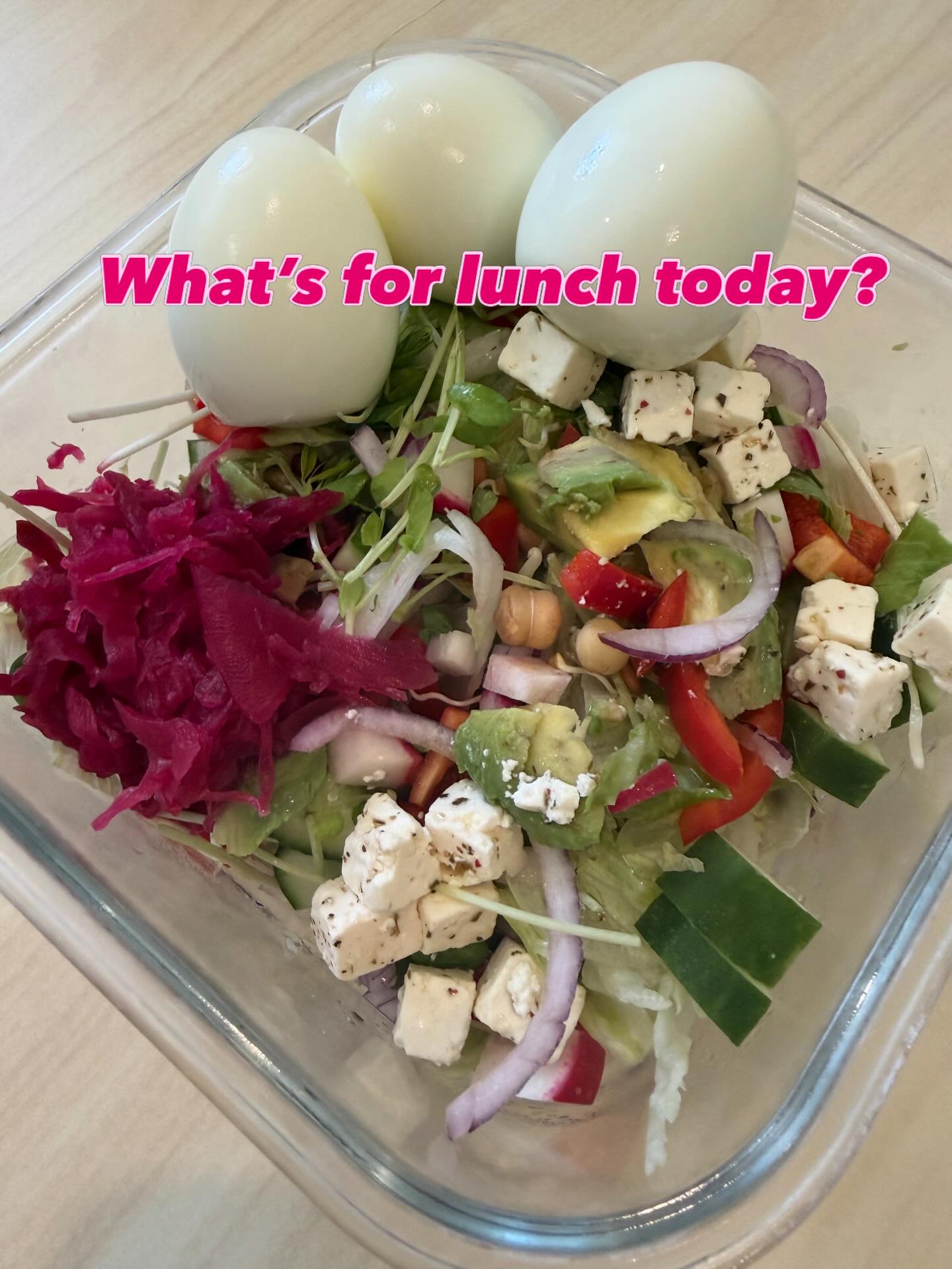One of my clients actually questioned me about my lunch today… so here it is!
“What’s for lunch today?”
This is what I focus on when I build a nourishing, satisfying lunch especially in menopause:
Enough protein
Here I’ve got eggs and feta to keep blood sugar stable, support muscle, and keep me full and focused.
Diversity of plant fibres
Different veggies = different fibres = better gut health, hormones, and overall microbiome support.
Good fats
Avocado + a simple olive oil dressing for satiety, hormone support, and that beautiful steady energy.
Simple, real food that works with your body not against it.
No complicated rules, just nourishment that actually makes you feel good.