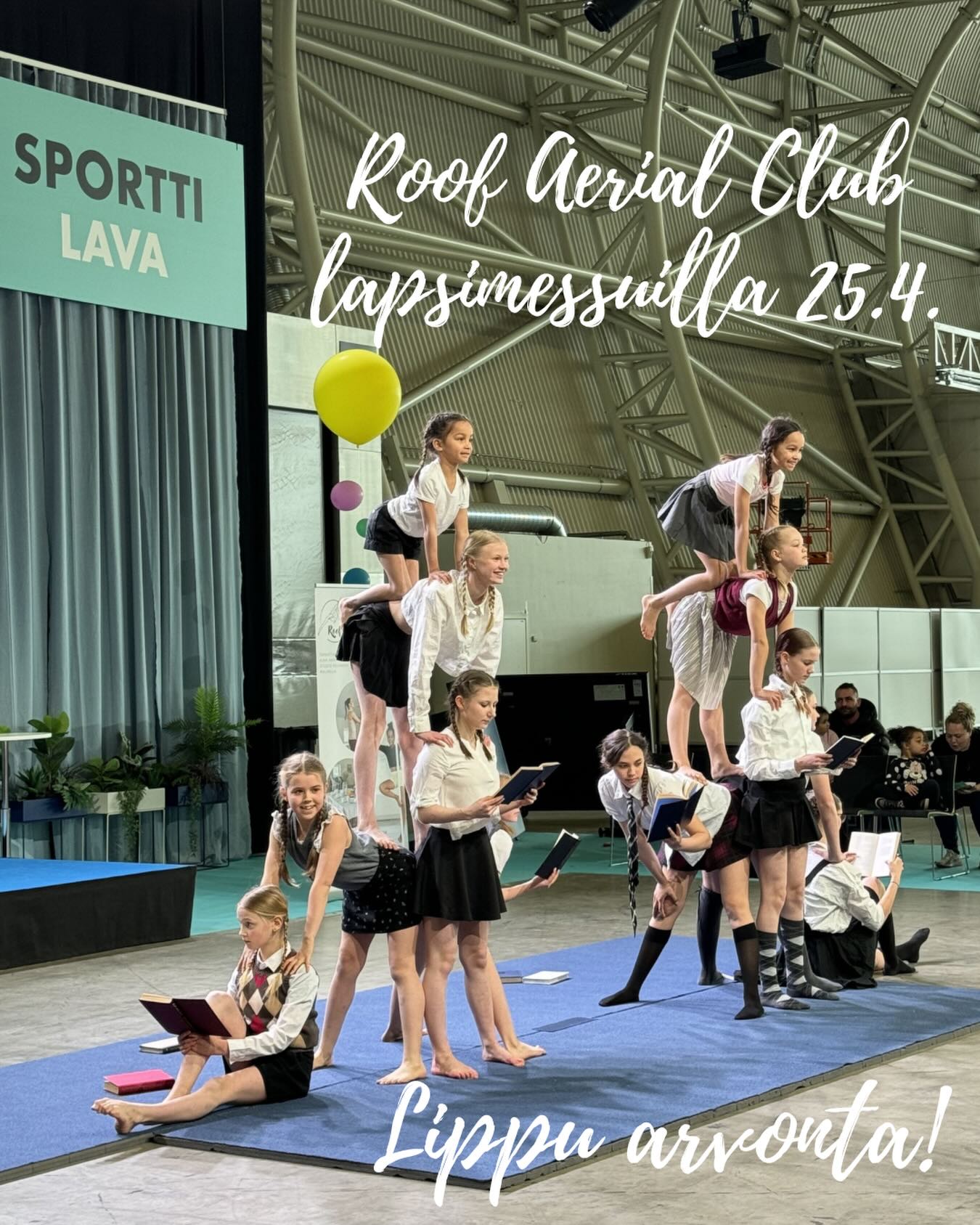 Roof Aerial Club on mukana Lapsimessuilla Suomen Nuorisosirkusliiton kanssa ja nyt sinullakin on mahdollisuus voittaa liput sinne! 🤩
Arvomme nyt 2 lippua yhdelle onnekkaalle. Arvonta järjestetään yhteistyössä Suomen Nuorisosirkusliiton kanssa – haluamme yhdessä tuoda ripauksen sirkusiloa kevään suurimpaan perhetapahtumaan. 🎪✨
Näin osallistut:
🎪 Seuraa @roofaerialclub
🎪 Seuraa myös @nuorisosirkusliitto
🎪 Kommentoi 🎈tai 🤡 - kumpi kuvaa parhaiten teidän messutunnelmaa!
Arvonta päättyy ma 20.4. Klo 00
Voittajalle ilmoitetaan henkilökohtaisesti täällä Instagramissa.
Onnea kaikille arvontaan ja toivottavasti nähdään Lapsimessuilla! 🎪✨
Roofin esitys Lapsimessuilla nähdään la 25.4. klo 16.00
Meta ei ole mukana arvonnassa.
#lapsimessut #messukeskus #roofaerialclub