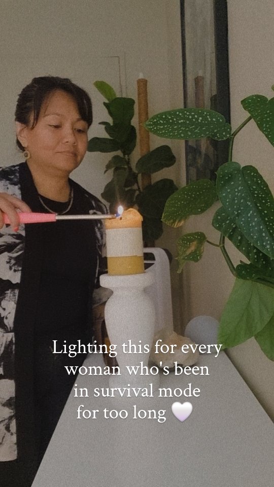 Lighting this for every woman who’s been in survival mode for too long
The ones who keep going…
who carry so much…
who don’t always get the space to pause.
This is your gentle reminder
you don’t have to hold it all alone.
Your body deserves to soften.
Your nervous system deserves to feel safe again.
Here, we don’t rush the process…
we create space for your body to unwind, in its own time.
If you’ve been needing a moment like this, I’d love to hold that space for you
Cath xoxo
Book your session here:
https://www.miabelle.co.nz/kobido-facial-massage
#miabellenz #massageauckland
#nervoussystemhealing
#sacredpause
#aucklandwellness