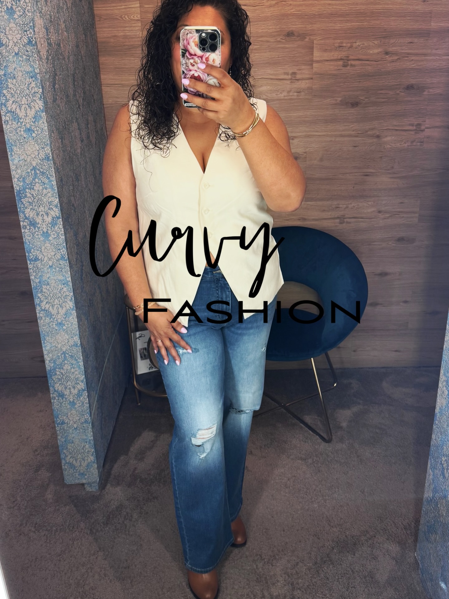 🩵Love your curves🩵
Curvy Fashion OUTFIT INSPOS🩵
Bei uns geht es nicht nur um Outfits, sondern darum, dass du dich wirklich wohlfühlst in dem, was du trägst.
Mit den neuen Styles von ONLY CARMAKOMA zeigen wir dir Looks, die dich im Alltag begleiten, dich strahlen lassen & deine Kurven feiern 🌸
Von entspannt & lässig bis modern & mutig…alles darf, nichts muss.
Du bist genau richtig, so wie du bist 🤍
Und genau dafür ist Mode da.
Wir sind für dich da🤗 ehrlich, persönlich & mit ganz viel Herz.
connected BY fashion
#curvyfashion #outfitinspiration #karlsruhe #ettlingen #marxzell