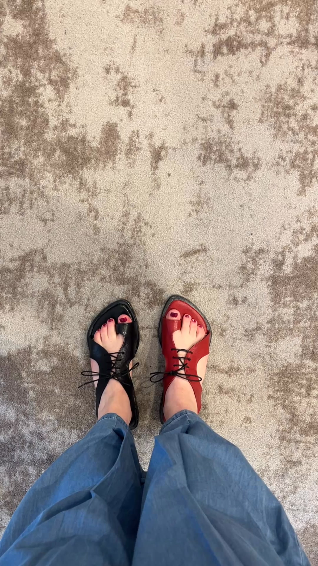 Dieser history 541 Sandalen ist etwas ganz besonderes. Gerade im Sommer trägt er sich mit seiner ledersohle und dem gepolsterten Fussbett fantastisch. #schuhe #traumpaare #geigerschuheundtextil #buylocal #nachhaltig