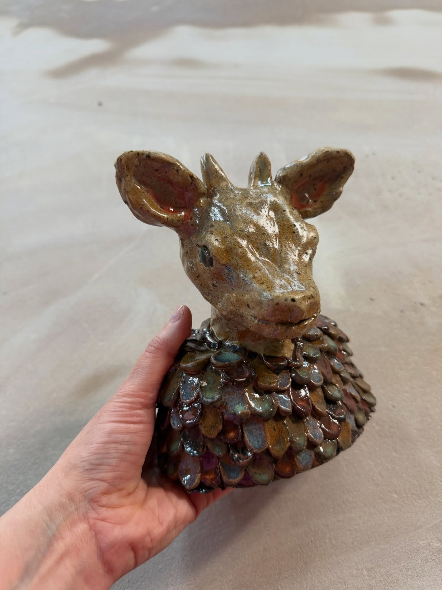 It’s an addiction not a hobby 🙌🏼
Beautiful pottery made recently in our 6 week courses.
We love that beginners come and experiment with clay, learning what techniques and equipment they enjoy and then can pursue further in the independent drop in sessions.
Most of all we love that within our studio walls a community forms, friendships are made and creativity grows 🥰