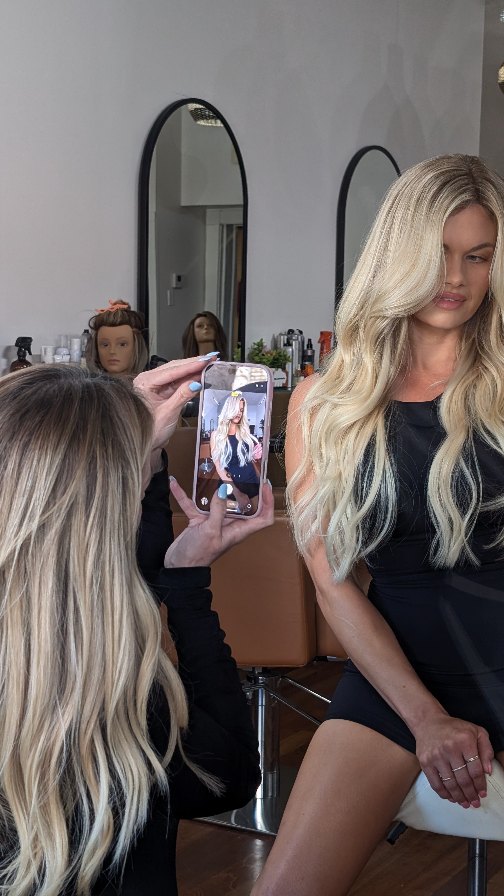 A very special thank you to @emilyannelle.hair and @beautyby_michelle12 for coming to our salon for a day of hands on extension training. 😍
From this class we can feel more confident in our abilities to customize each extension client's experience. Whether that's the placement of the row, beads, or wefts, we can adjust to our client's needs and what's possible for their hair.
Our gorgeous model for the class is wearing 2 rows of Masters of Balayage extensions in 22-24in length. About 2 inches were cut and blended for a more desirable and natural look.