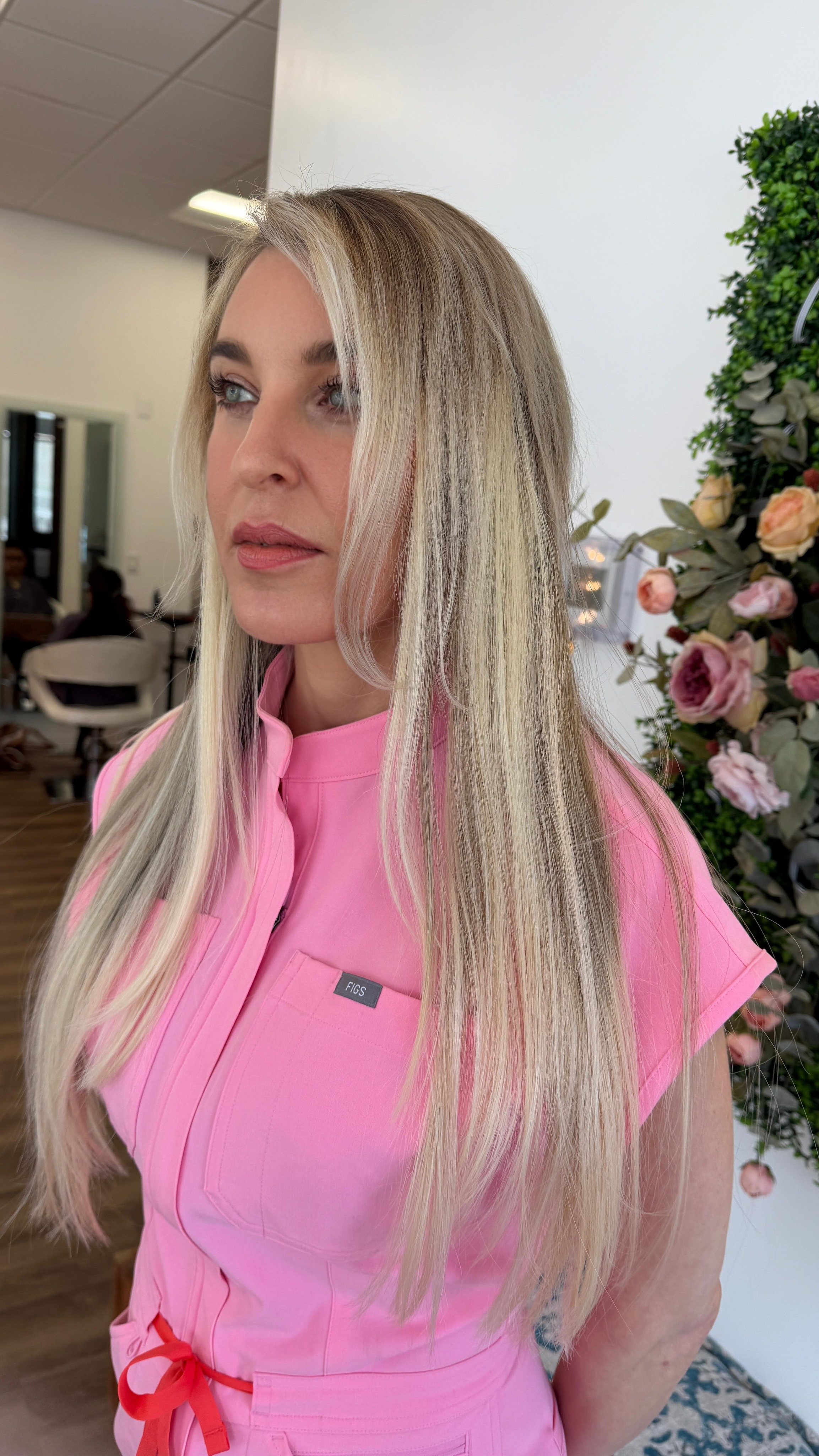 After 20+ years of root bleaching, this gorgeous girl decided it was time for a new chapter ✨
She was ready to let go of the overly white, damaged hair and embrace something softer, richer, and healthier — while still keeping a piece of the look she loves: that bold chunky white bang 🤍
We created deeper dimension at the root, blended in soft hints of white throughout, and gave her color more depth and movement for a much more lived-in, elegant finish.
The healing has officially begun 🙌We treated her ends with Brazilian Bond Builder to start rebuilding strength and repairing years of stress.
For added length, fullness, and seamless color enhancement, we installed Bellami hair extensions — giving her the volume and softness her hair has been craving.
#healthyhair #bellami #hairextension #redken #colormelt