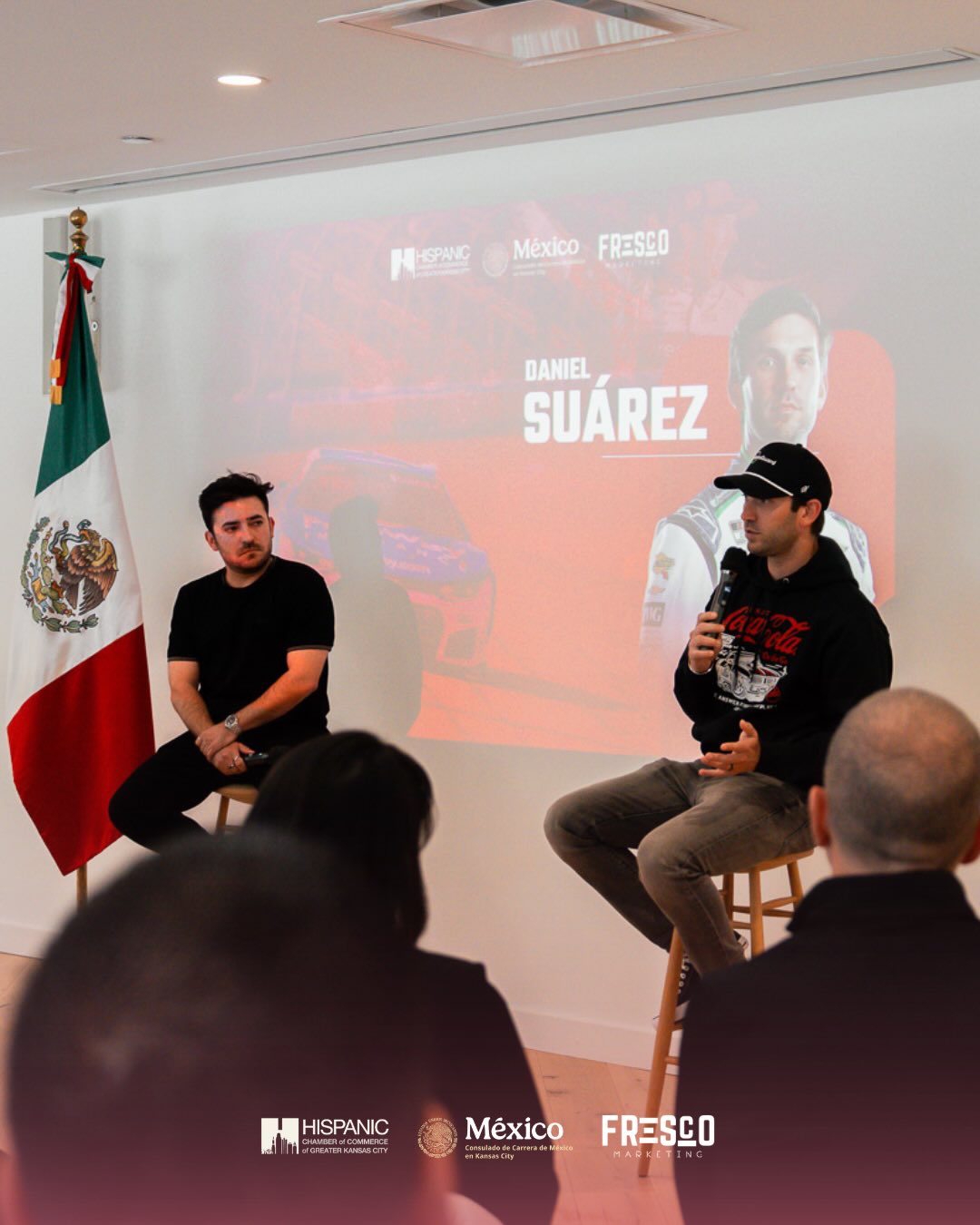 We had the opportunity to host NASCAR driver @daniel_suarezg for a special Meet & Greet. It was a great conversation filled with stories, insights, and great energy.
Thank you to everyone who joined us, and a special thank you to the Consulado de México en Kansas City and the Hispanic Chamber of Commerce for their support in making this event possible. #BeFresco
Tuvimos la oportunidad de recibir al piloto de NASCAR @daniel_suarezg en un Meet & Greet muy especial. Fue una gran conversación llena de historias, aprendizajes y muy buena energía.
Gracias a todos los que nos acompañaron, y un agradecimiento especial al Consulado de México en Kansas City y a la Cámara de Comercio Hispana por su apoyo para hacer posible este evento. #BeFresco
