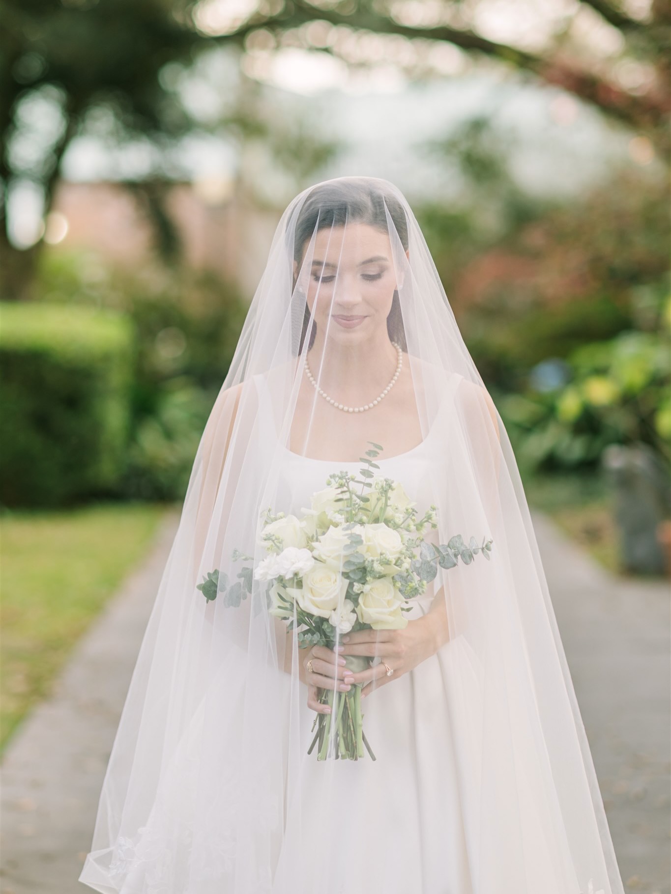 Madison was such a beautiful bride this past Saturday π