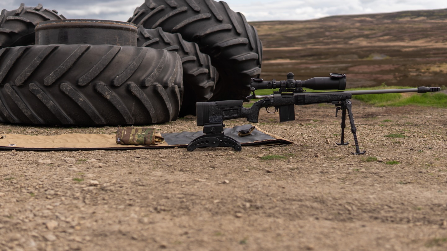 Most problems show up after the shot.
Poor tracking.
Losing the target.
Inconsistent return.
That’s not bad luck — it’s a system that isn’t working together.
When everything is right, the rifle stays predictable from start to finish.
Build for that.
#precisionrifle #longrangeshooting #rifleaccuracy #recoilcontrol