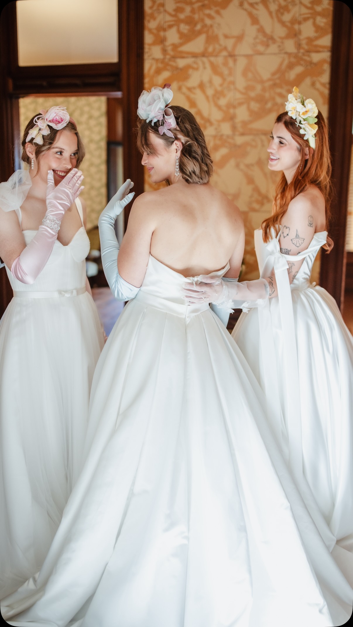 The season has begun.
An afternoon of ribbons, parasols and whispered secrets at Newstead House.
Three ladies of society.
Three gowns.
One very elegant scandal.
What do you think it was?
Styling and Concept by The Blushery featuring our beautiful models Monet, Georgia and Jordy.