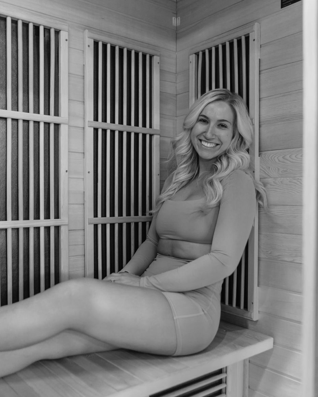 Spring cleaning but it’s your body.
Sweating it out.
Letting it go.
Talking it out with the girls.
Detox but make it emotional. 🔥
#BeyondFitnessFamily #SaunaLife #MacombMichigan #WomenWhoLift #WellnessForWomen #StrongerTogether