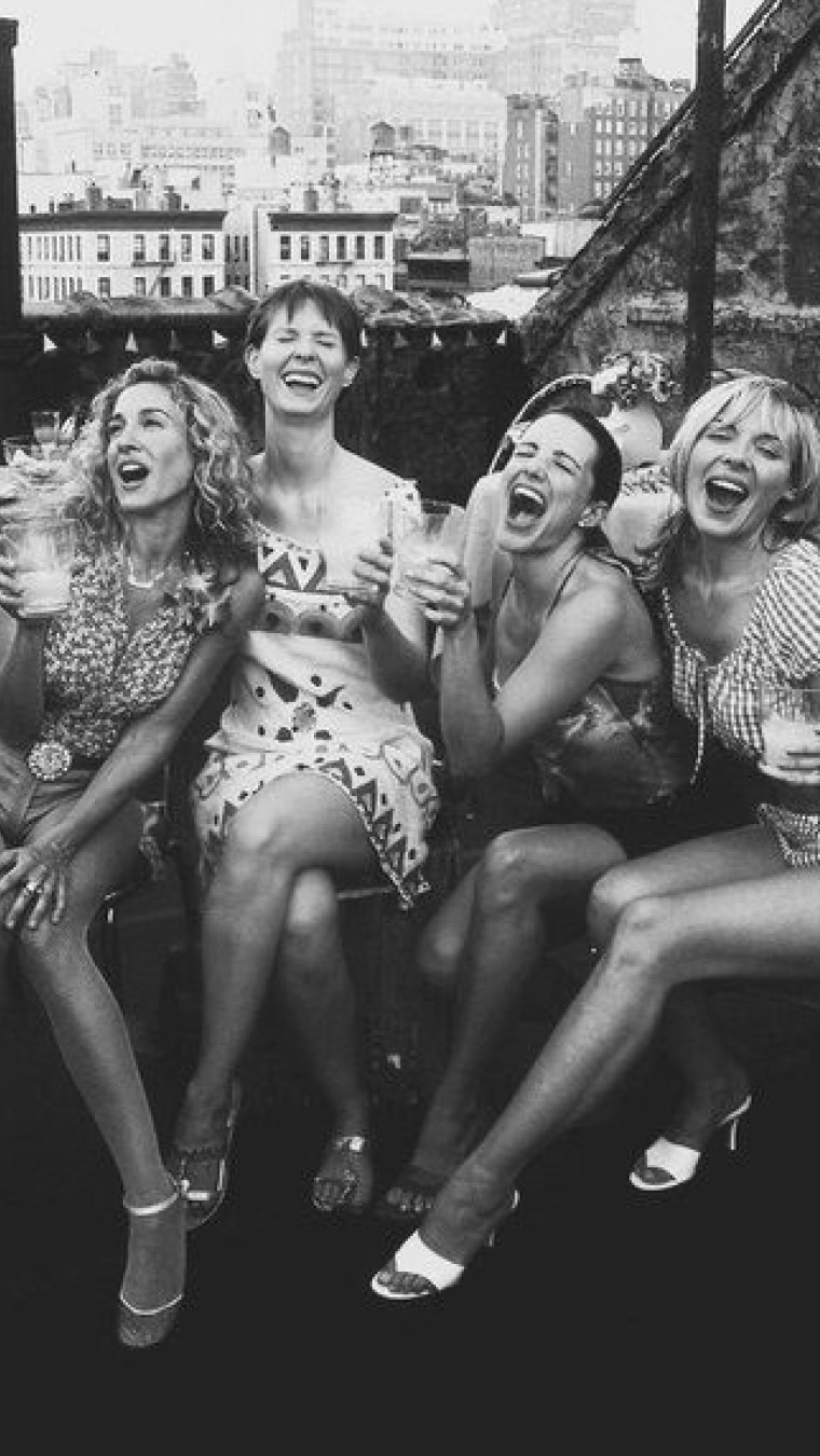 Laugh a little louder.
Pour a little more.🥂