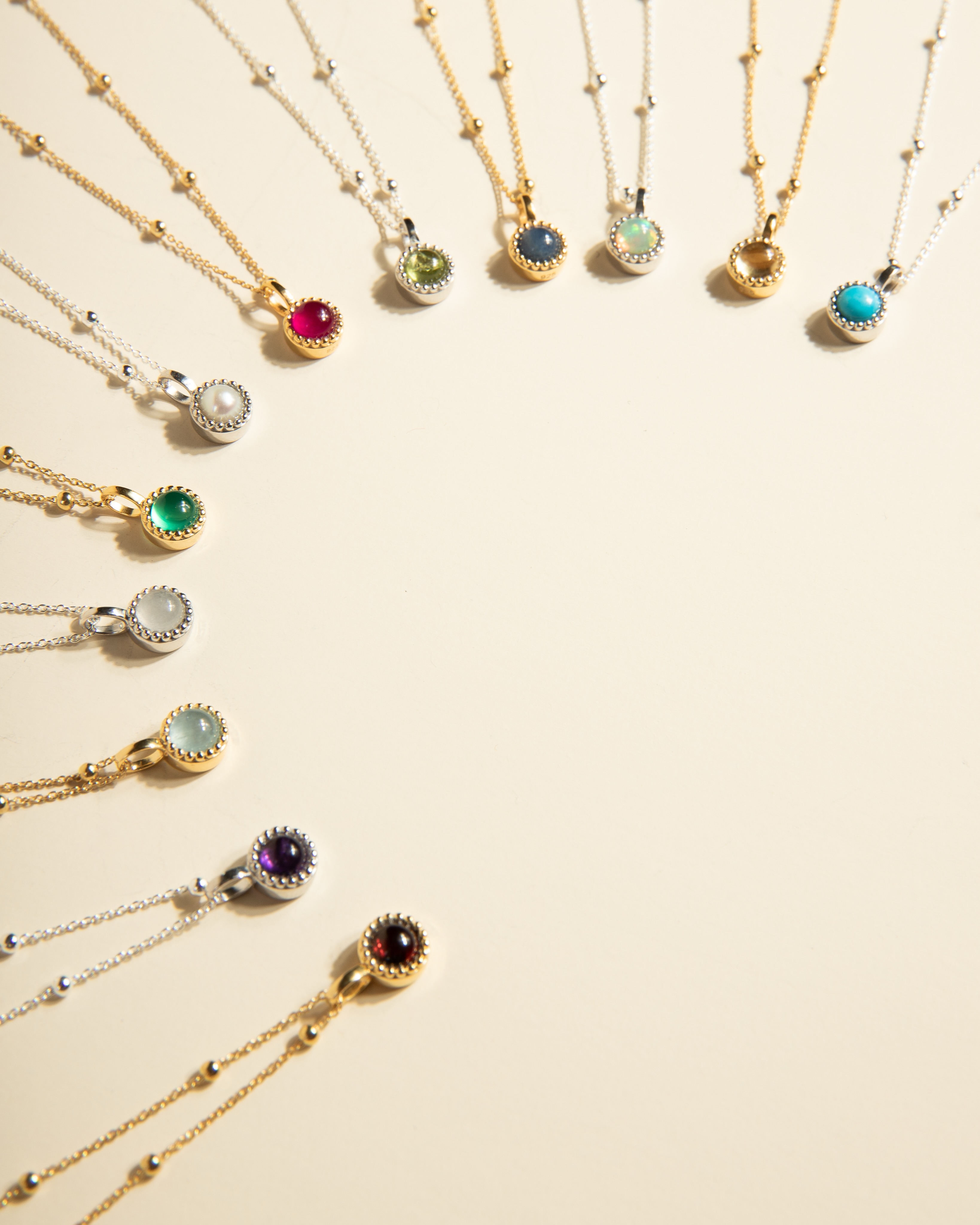 Some jewellery means more. A birthstone can hold a memory, a person or a piece of your story.
Swipe to find yours ✨
Which one feels most like you?
#prhjewellery #birthstone #meaningfuljewelry #giftforfriend