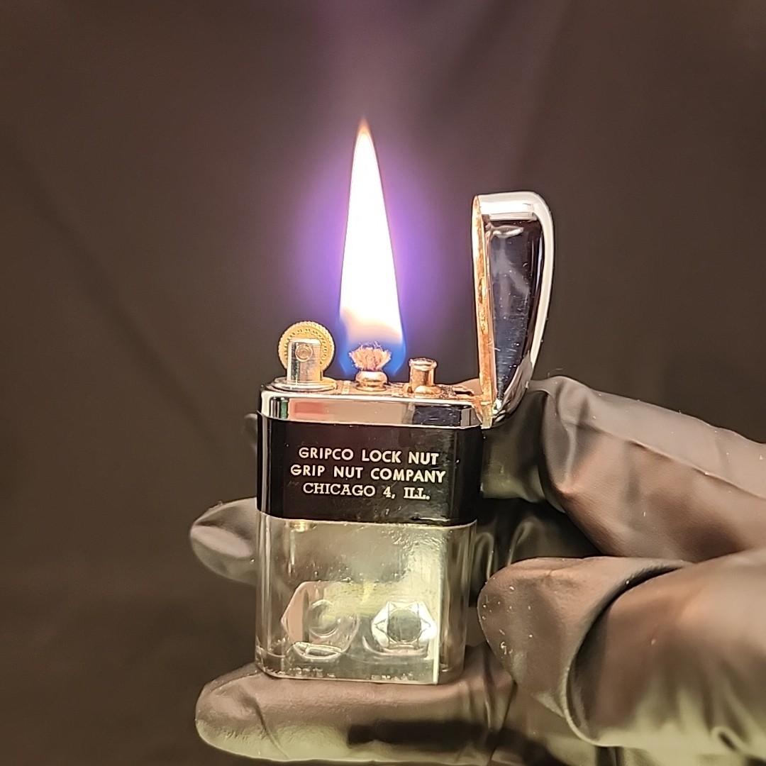 Collect a piece of American history with these vintage Ritepoint petrol lighters! Available in clear, green, and red tanks, each features unique designs and original charm. Perfect for collectors!🔥🇺🇸 #VintageLighters #Ritepoint #Collectors #USA #PetrolLighter
https://ebay.us/m/BMMNRo