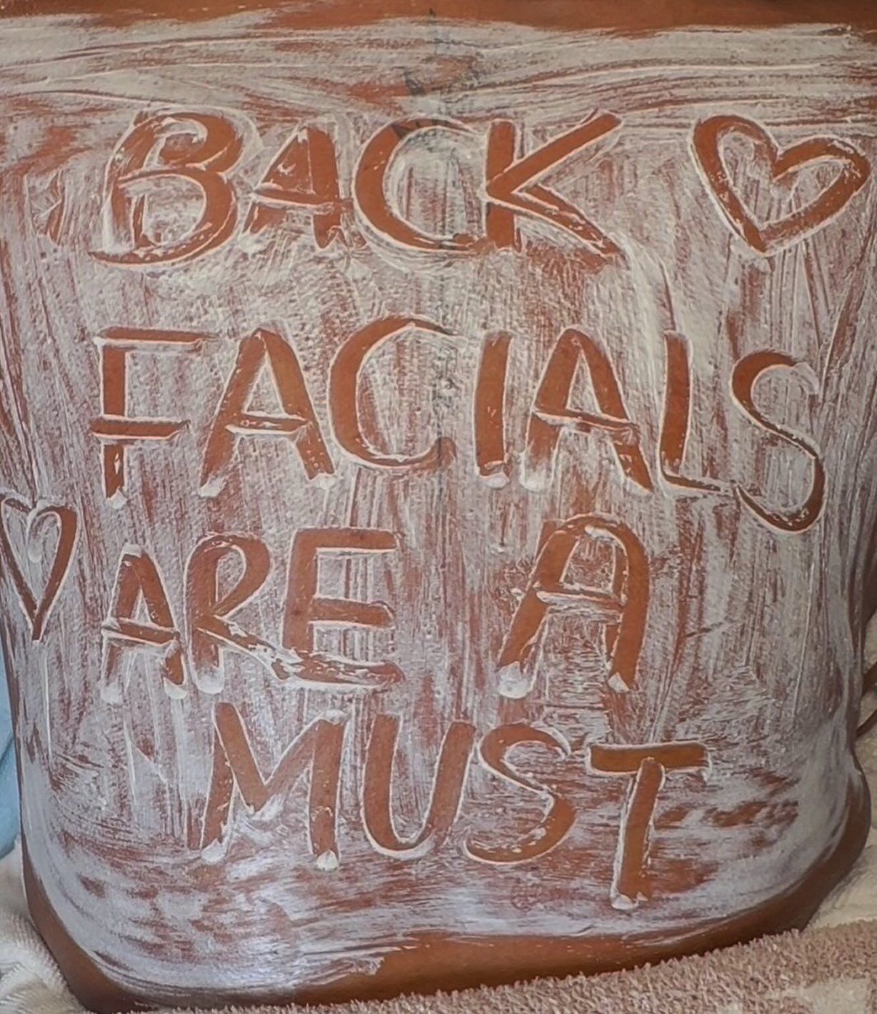Back facials are the perfect summer prep for the skin you don’t always see—but everyone else does. Smooth, clarify, and glow with a treatment designed for your back. Book yours today.