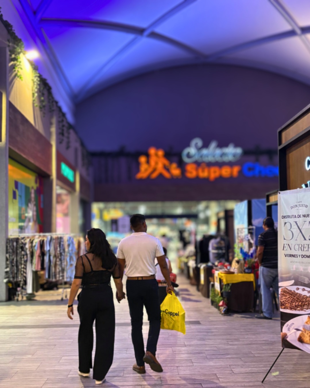 ✨ Así se vivió @expopyme en Urban Center Boca del Río 🛍️💫
Un fin de semana lleno de emprendedores locales, música en vivo, actividades y muchísimas cosas increíbles por descubrir 🤍🎤✨
Gracias a todos los que nos acompañaron y apoyaron el consumo local este fin de semana 🙌🫶
#ViveUrbanCenter #TuEncuentroConTodo #UrbanCenterBocaDelRío #EXPOPYME #ConsumeLocal #Bazar #BocaDelRío #EmprendedoresLocales