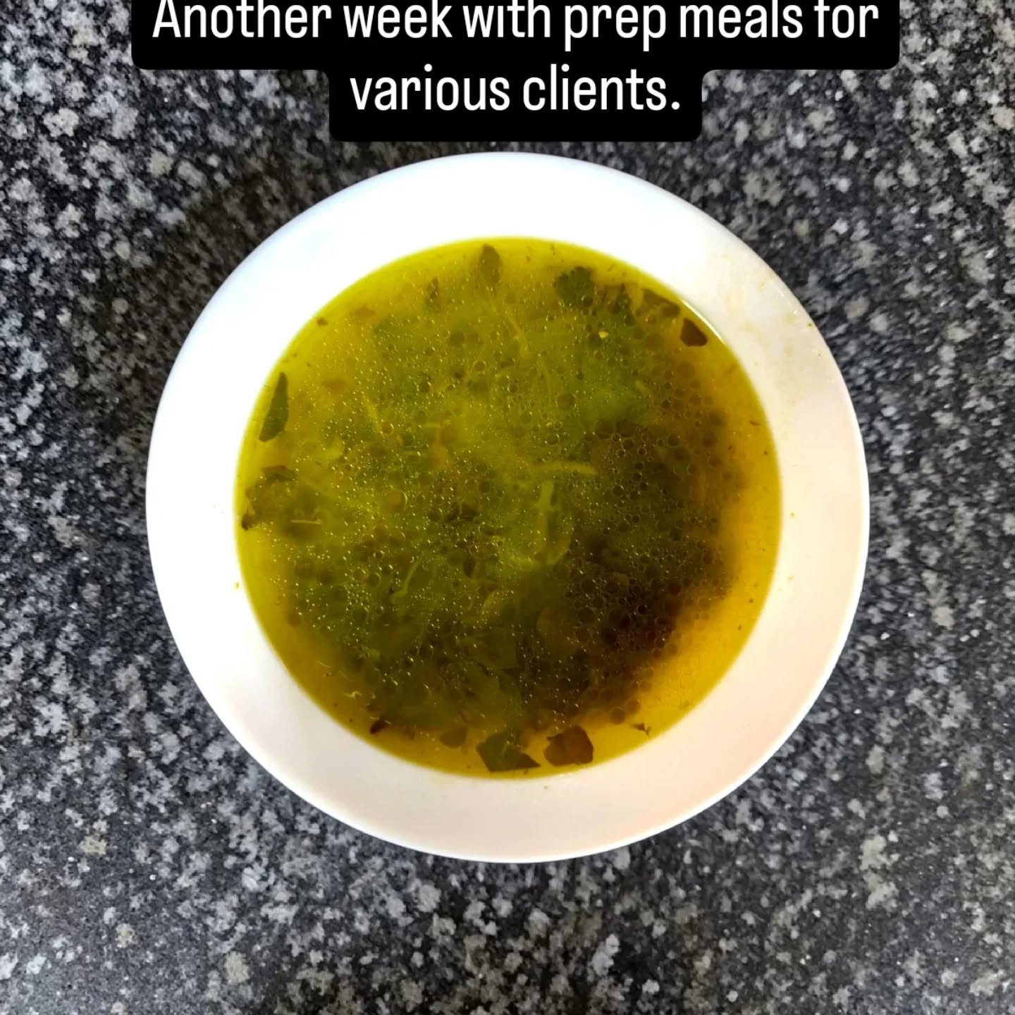 🇺🇸 Another week of prepared meals for my clients. Watercress soup, cod Gomes Sá style, al'jouk and vegetarian couscous with harissa and pita bread by @mypita7
🇵🇹 Outra semana de refeições preparadas para os meus clientes. Sopa de agrião, bacalhau à Gomes Sá, Al'jouk, e couscous vegetariano com harissa
#prepmeals #refeiçoessaudaveis #refeiçõespreparadas #takeaway #takeawayfood