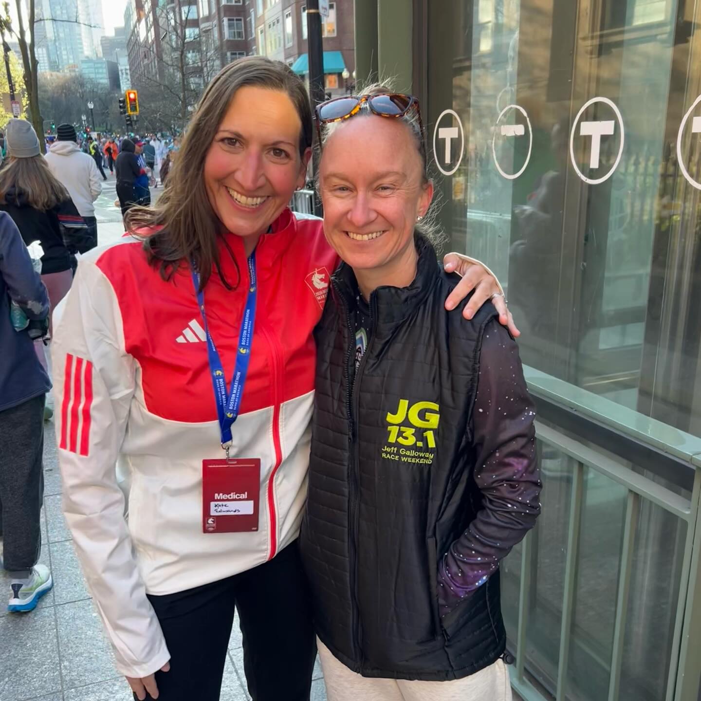 Best sighting of the day! I should’ve known we’d find each other on the way to get coffee. Good luck today @kace.pace ❤️👟
@precisionpt_atl
#bostonmarathon #runningpt #runningmedicine #run #runatl