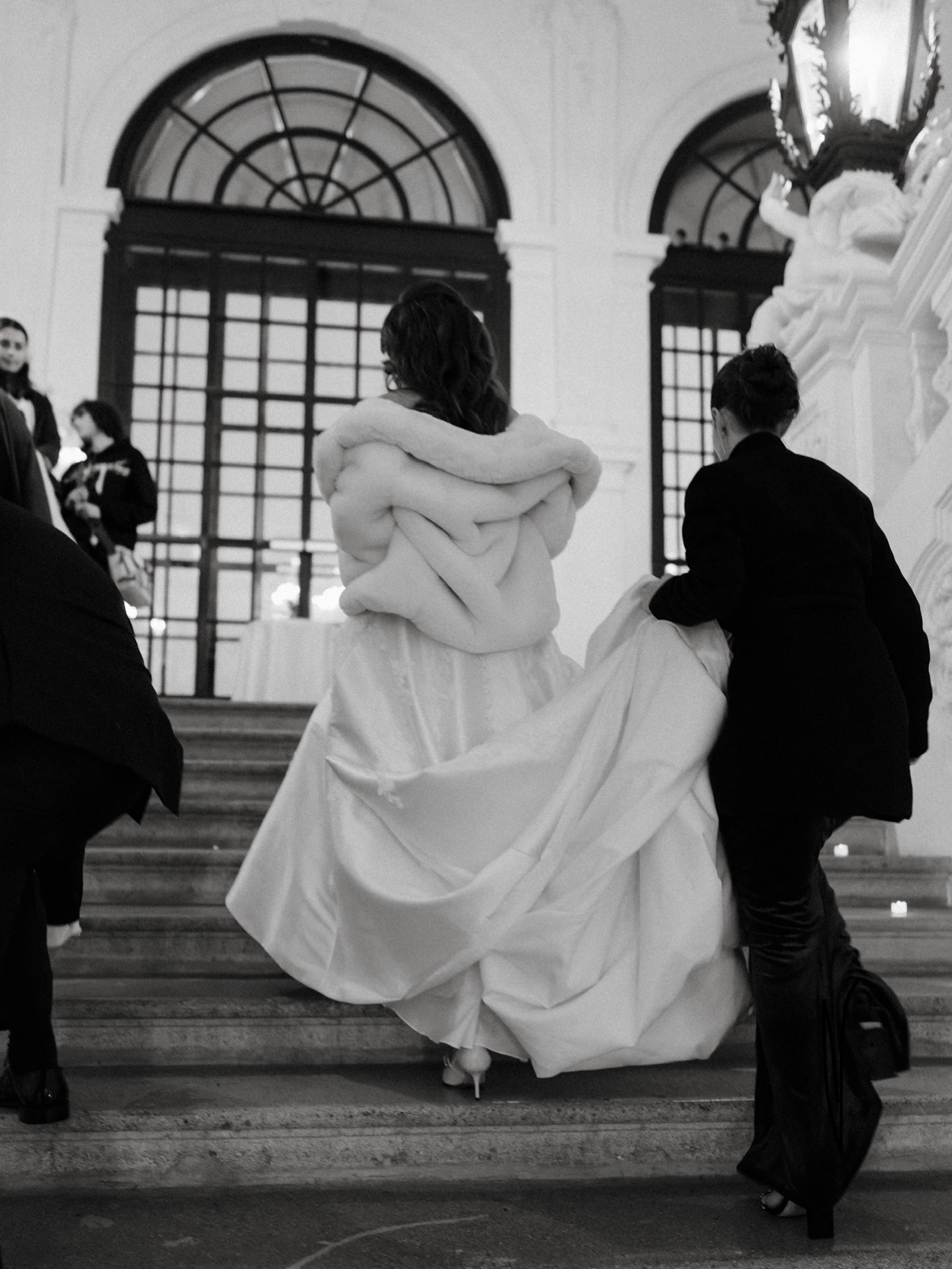 An der Seite des Brautpaares als Hochzeitstageskoordinatorin.✨
Foto @jakobresch.studio
#luxurywedding #weddingvienna #hochzeitsplanerin #weddingplanner #weddingdaycoordinator