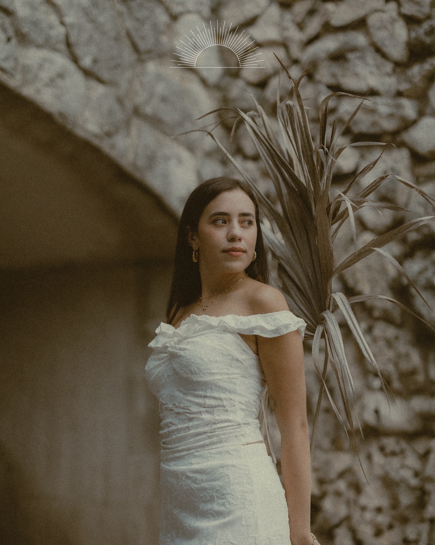 Chasing shadows, capturing emotion — moody portrait sessions are my favorite way to tell your story. ✨
If you’re dreaming of intimate, cinematic photos with a touch of mystery, let’s create something unforgettable in paradise.
Cozumel Photographer | Portrait Photography | Lifestyle & Travel Sessions in Cozumel 📍