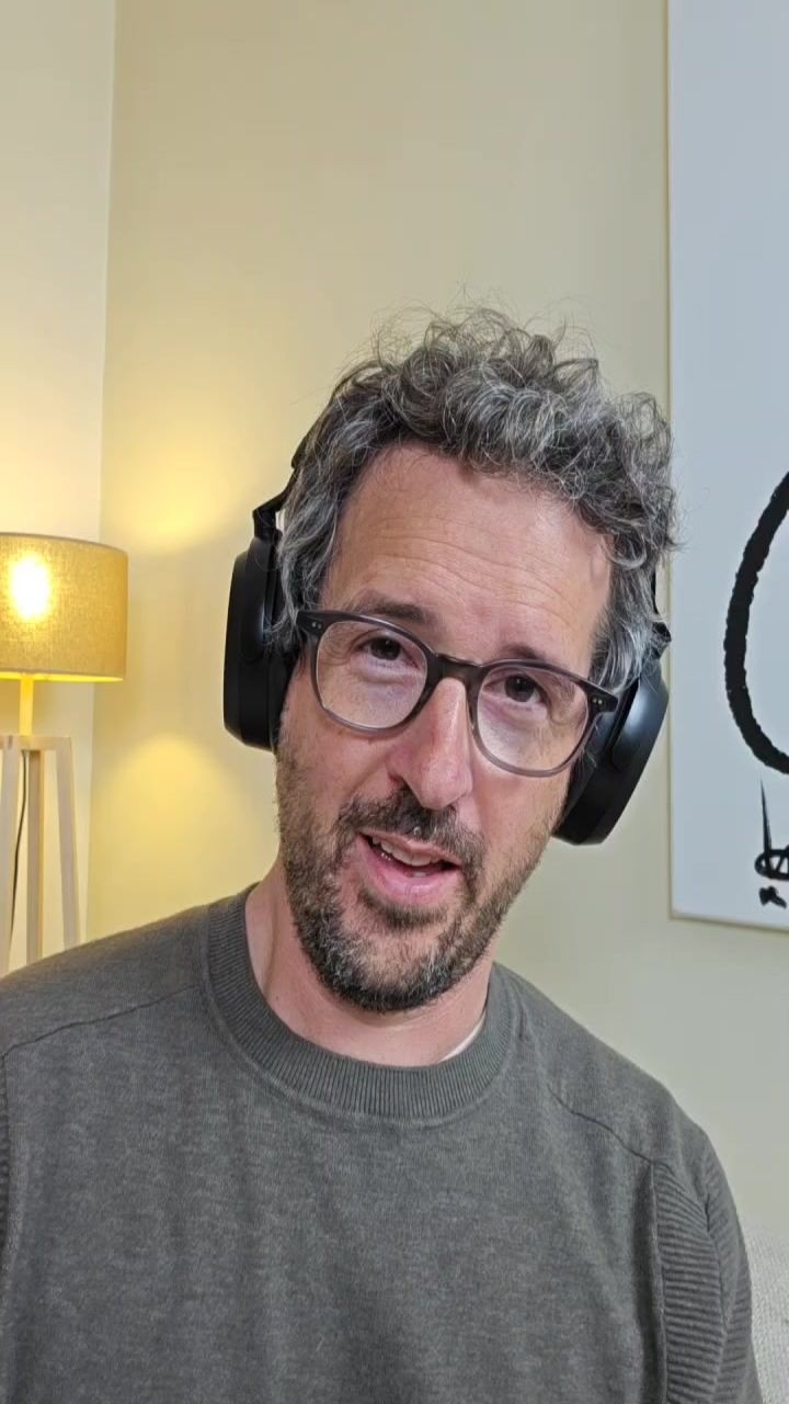 Replay de la médiumnité publique gratuite de ce dimanche 19 avril 2026.
#mediumnite
#mediumnitépublique
J'ai un Antoni qui est revenu, si cela parle a quelqu un merci de me contacter en commentaire.