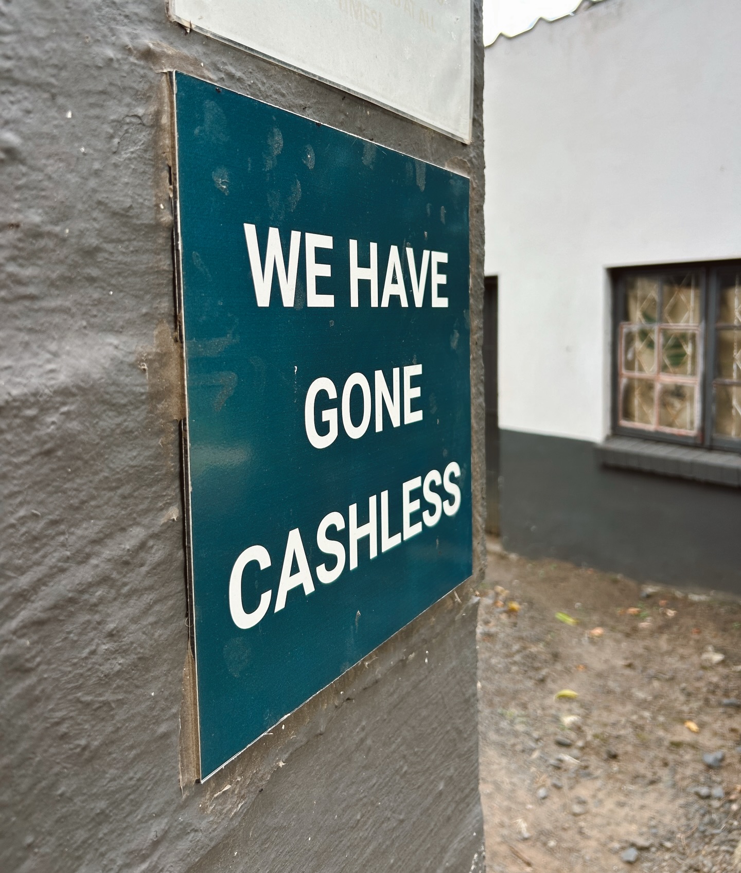 Just a little reminder before your next coffee run ☕️
We’re a cashless space - so don’t forget your card or phone to tap 🤍
Good coffee, made simple!!
#cashless #coffee #moments #kzn #instagood