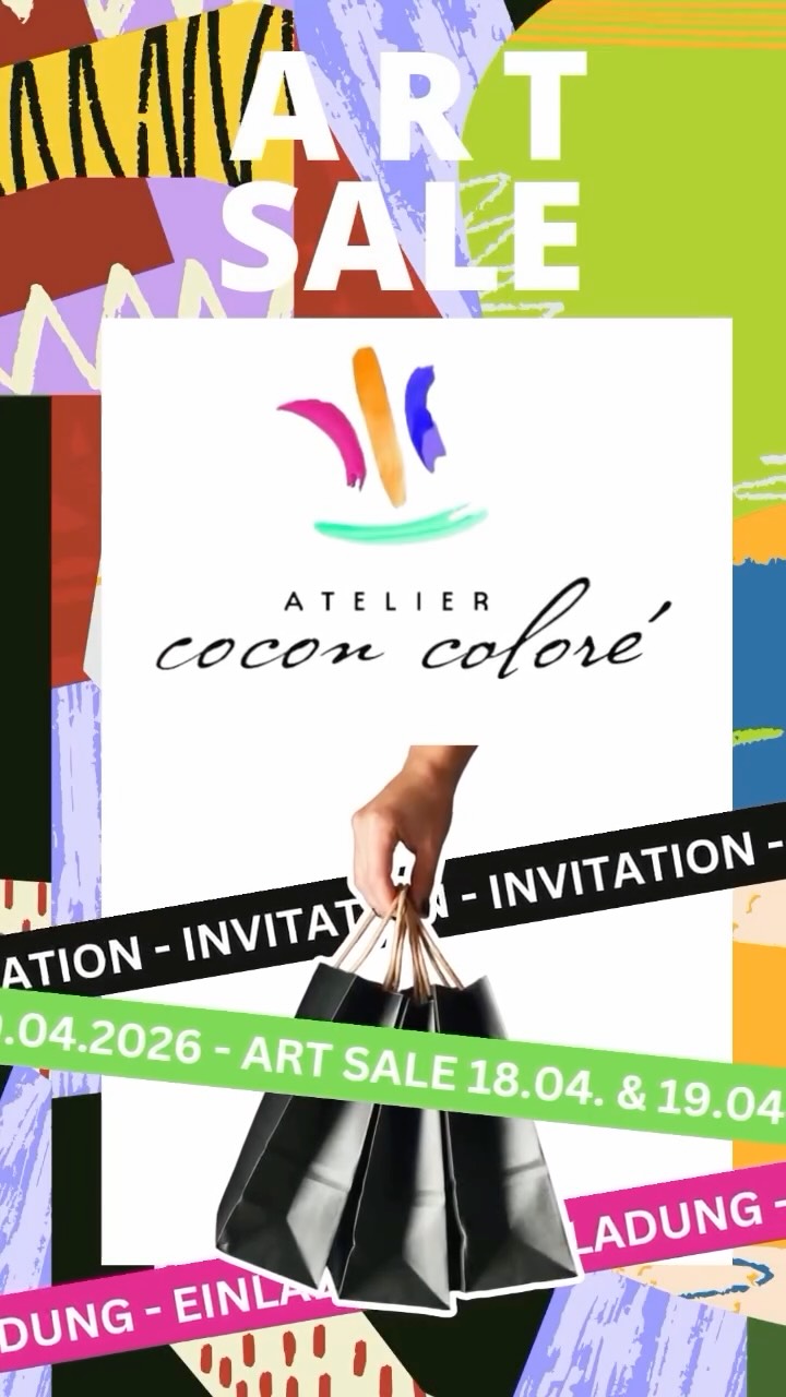Samstag und Sonntag ART SALE im cocon coloré 💫🤩
Du liebst Kunst? Dann ist das hier genau dein Wochenende!
Beim Kunstverkauf im Atelier cocon coloré erwartet dich eine riesige Auswahl an einzigartigen Werken – direkt von den Künstler*innen selbst, die auch vor Ort sind.
• ca. 20 Künstler*innen auf 130 qm
• Von kleinen Schätzen bis zu großen Statement-Pieces
• Kunst, die dein Zuhause oder deine Büroräume wirklich besonders machen
• Poster, Drucke, Kleidung, Illustrationen & Werke auf Leinwand
💬 Komm ins Gespräch, entdecke neue Lieblingsstücke und unterstütze Künstler*innen direkt.
Warum du kommen solltest?
Weil du hier echte Unikate zu fairen Preisen findest – und mit jedem Kauf Kunstschaffende unterstützt.
📍 Atelier cocon coloré
Amsterdamer Str. 6, 13347 Berlin (U Seestraße)
📅 18.04.2026 | 12–20 Uhr
📅 19.04.2026 | 12–18 Uhr
💸 Zahlung: Bar & PayPal möglich.
Www.coconcolore.com
https://www.facebook.com/share/14TCeoP1K9B/?mibextid=wwXIfr
https://www.instagram.com/atelier_cocon_colore?igsh=bmdhZGt0dmVmNTRt&utm_source=qr #berlinwedding #berlin #berlinarts #shoppingberlin #sales