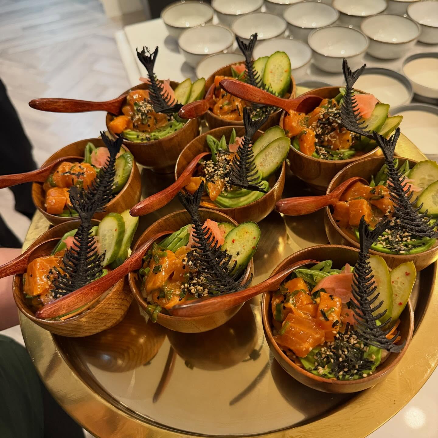 Last week at Kilty & Co, we had the pleasure of catering a series of beautifully intimate private events
From sophisticated small gatherings at home to elegant corporate occasions, our bespoke menus were designed to impress.
Guests enjoyed a refined selection of handcrafted canapés alongside our Asian-inspired bowl food perfectly balanced, full of flavour, and ideal for relaxed, social dining.
Whether you’re hosting at home or planning a corporate event, we create tailored menus that bring your vision to life.
Enquire now to make your next event unforgettable
Eat@kiltyandco.co.uk
#KiltyAndCo #BespokeCatering #PrivateDining #CorporateEvents #Canapes AsianInspired EventCatering
