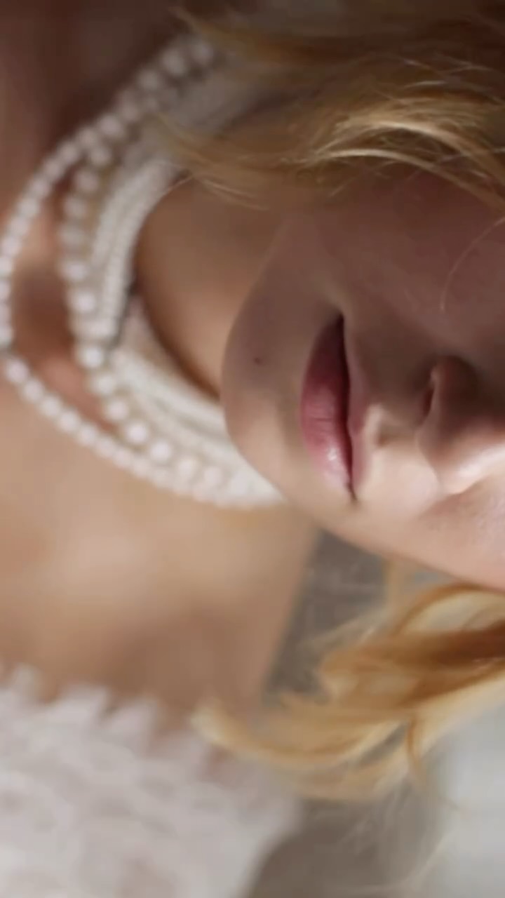 An amazing intro video for KATYA KATYA show at @rigafashionweek by @katiaschoenberger
Muse: @savalice_
Muah: @lienetreede
Jewelry: @jeudeperles
Venue: @brivibas33