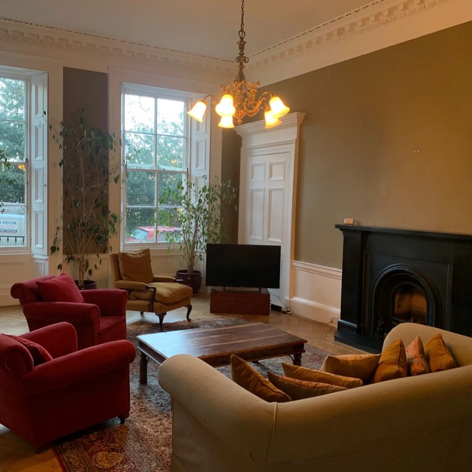 If you are considering freshening up your home or commercial space, you will want to achieve a premium finish and ensure maximum durability.
That’s why it’s important to have a reliable painter and decorator to complete the work, instead of attempting to do it yourself.
Read our latest blog - Three Reasons to hire a professional painter and decorator to learn all the benefits of an experienced painter and decorator: https://www.malbet.co.uk/post/three-reasons-to-hire-a-professional-painter-and-decorator-in-edinburgh
#painteranddecorator #homeimprovement #edinburgh