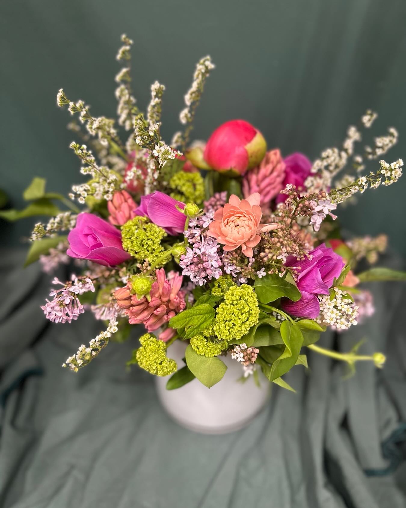 To finish off the week with the first lilacs
