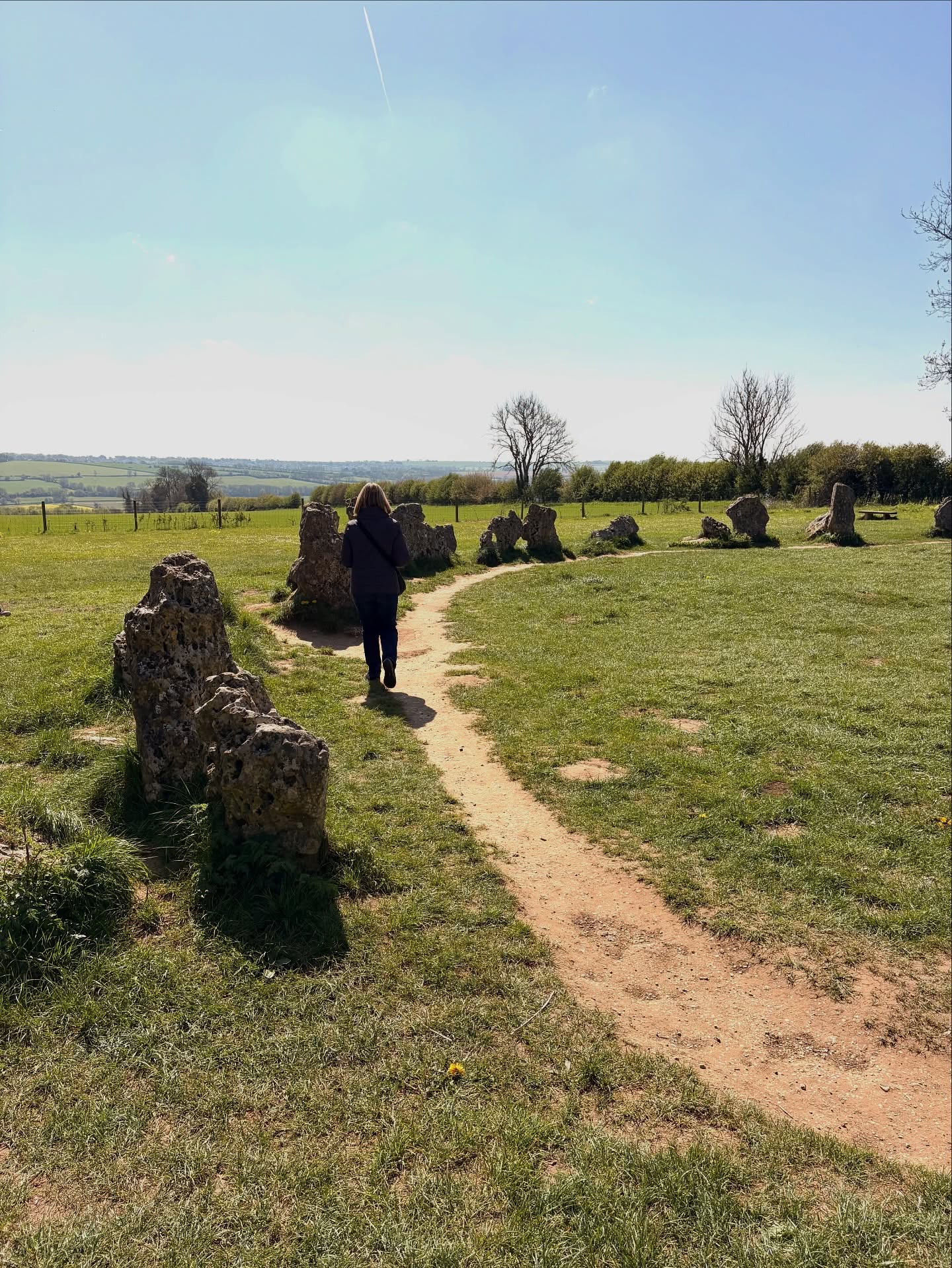 I couldn’t resist stopping at one of the most magical places in the Cotswolds.
📍The Rollright Stones. Great Rollright.
Legend has it that it is impossible to count the King’s Men. It is said that the man will never live who shall count the stones three times and find the number the same each time. It is also said that anyone who thrice counts the same number will have their heart’s desire fulfilled. (It is harder than you might expect!) A baker swore he could count them and, to prove it, he baked a number of loaves and placed one on each of the stones. But each time he tried to collect them up some of the loaves were missing, spirited away either by the Devil or by fairies.
#rollrightstones #cotswolds #adventures #exploring #folklore #magical #inspirational