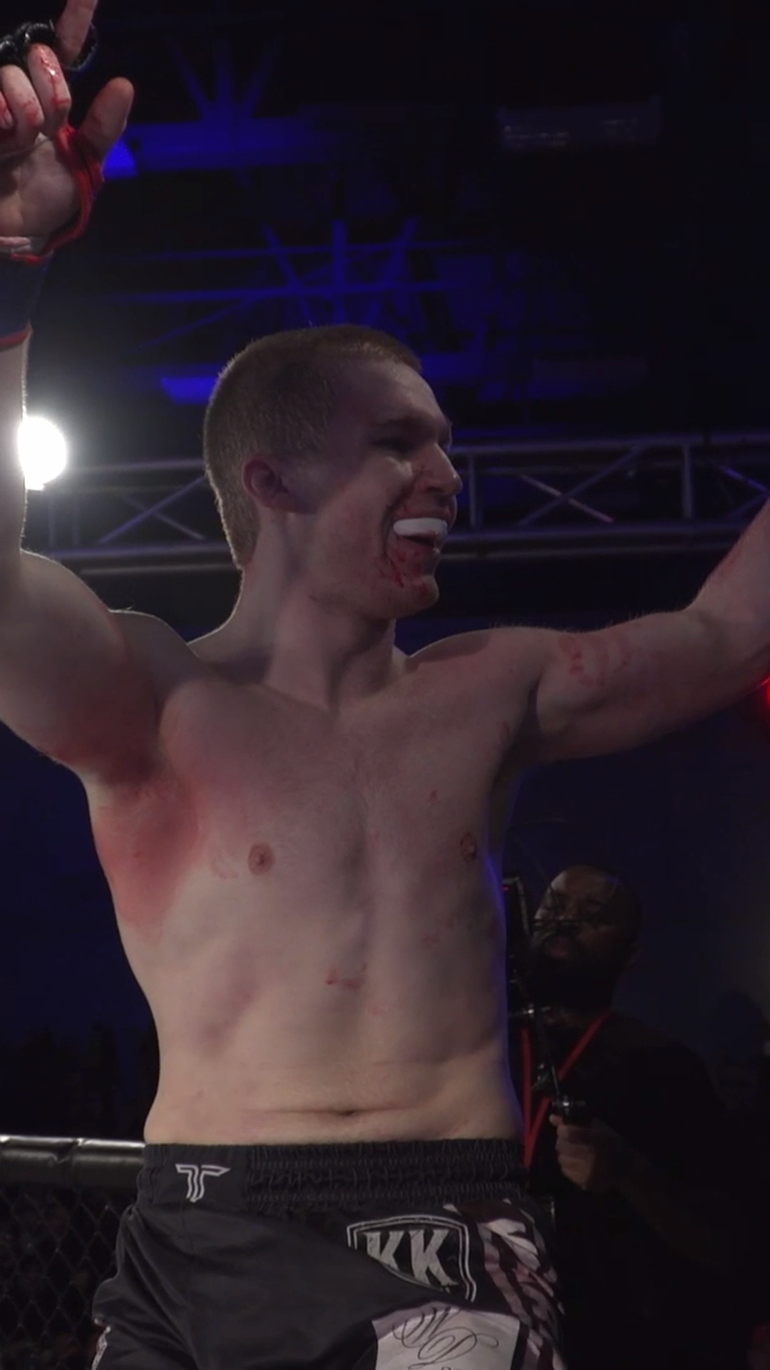 @twardo_mma dropped HELLBOWS watch the full ppv with our amazing commentators on Millions.co @millionsdotco