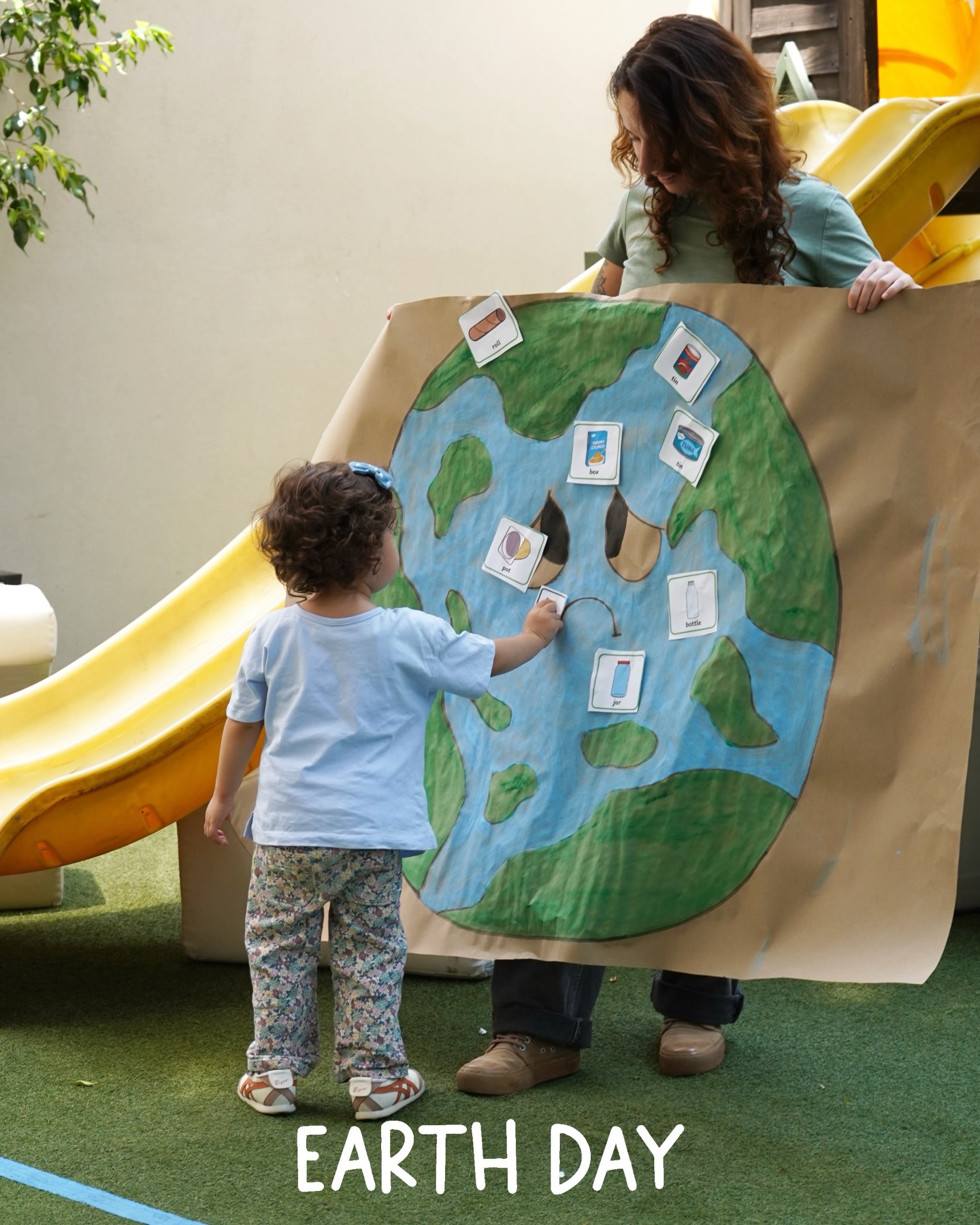 Teaching children to love the Earth is one of the greatest lessons of all 🌍💚
#earthday #childhood #happykids #eyfs #outdoorlearning