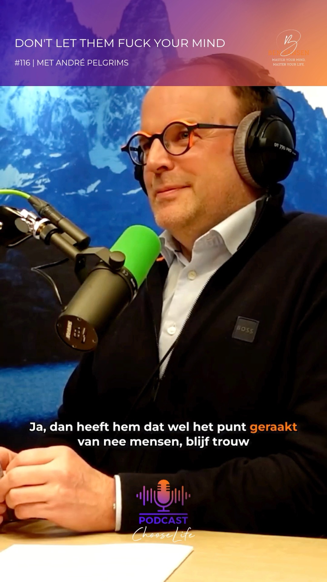 We leven zo vaak vanuit ruis in je hoofd.
Vanuit meningen van anderen.
Vanuit oude overtuigingen.
Vanuit sporen die eigenlijk niet de onze zijn.
Terwijl de echte uitnodiging misschien veel eenvoudiger is:
blijf trouw aan jezelf.
Blijf dicht bij wie je echt bent.
En laat je kop niet zot maken.
Hoe vaak laat jij je nog meeslepen door de ruis? 💭
@andrepelgrims #chooselife #bensansen #podcast #zelfontwikkeling #persoonlijkegroei #mindset #authentiekleven #zelfinzicht #kwetsbaarheid #heling