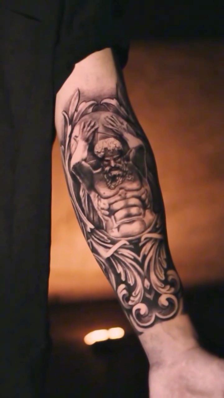 BLACK AN GREY - BOOK IN ADVANCE NOW π
Bookings through ππΌ
Www.notoriousinkbali.com
#balitattoo #rΓ©alistictattoo #blackandgreytattoo #seminyaktattoo #tattooartist