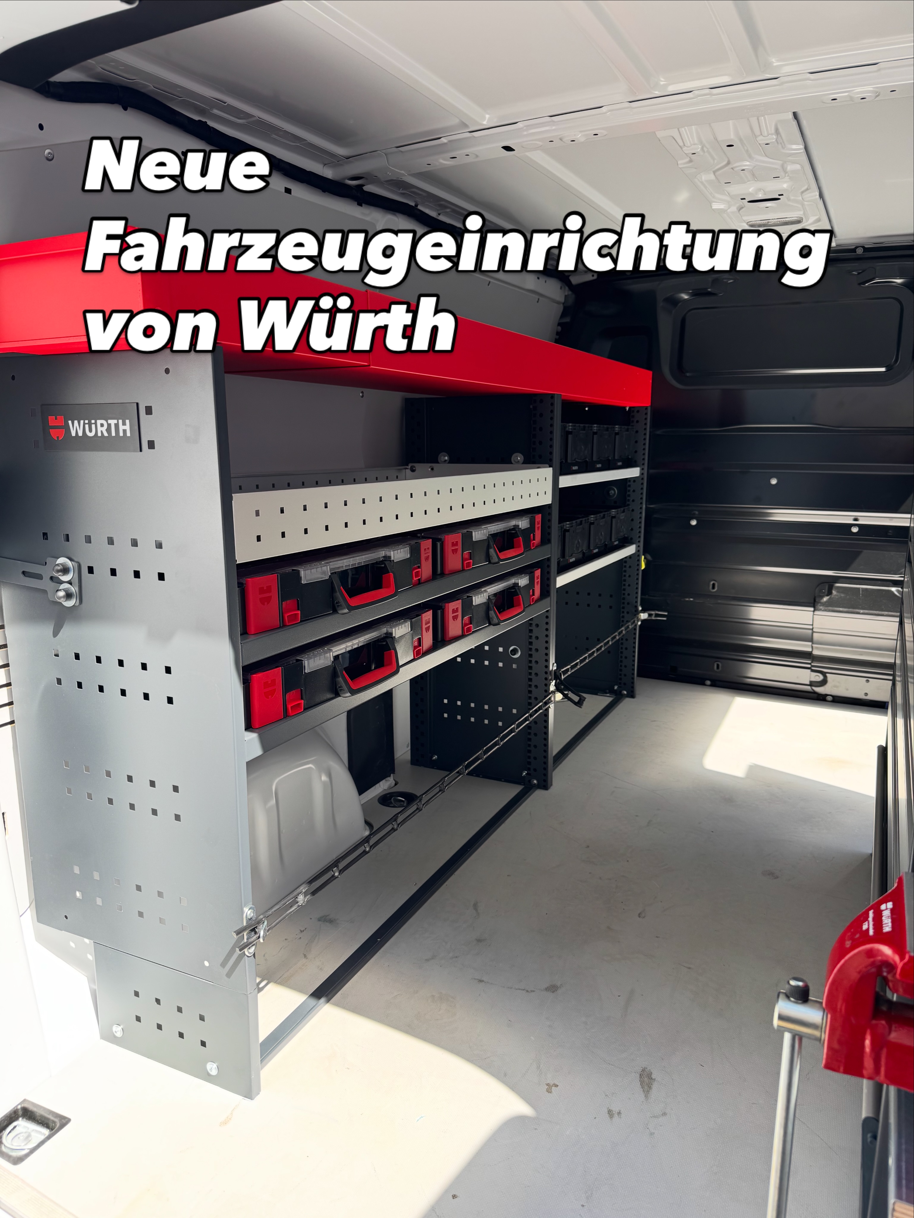 Unser Firmenfahrzeug hat ein kleines Upgrade bekommen 😍🔧
Neue Fahrzeugeinrichtung von Würth — ordentlich, praktisch und einfach ein Träumchen 🙌🚐
Da wird sich unser Monteur garantiert gleich freuen 💪😊
Alles am richtigen Platz und bereit für den nächsten Einsatz. #Handwerk #Monteurleben #Firmenfahrzeug #Würth #ordnungistdashalbeleben