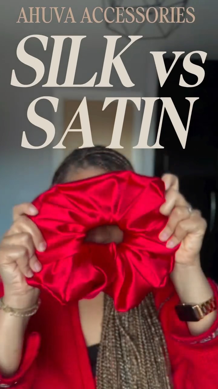 Not all bonnets are created equal darlings, Silk vs satin
Save this so you never get it wrong again. Shop the link in bio.
(XL scrunchies not yet released) #SilkVsSatin #SilkBonnet #NaturalHair #HairCare #BlackOwnedBusiness