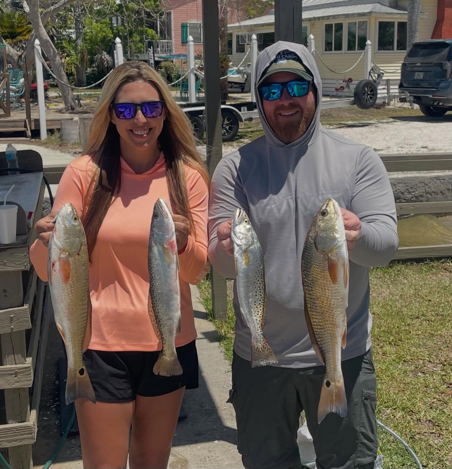 Mac, Paige and I had a great charter aboard recently! Perhaps the most beautiful weather I’ve seen in months. Call me to fish today, Spring has sprung and the fish couldn’t be more willing to eat! 📲305-778-5342 #a2fishingcharters #irtreels #cajuncustomrods #donnmarpliers #fourhorsemencorks
