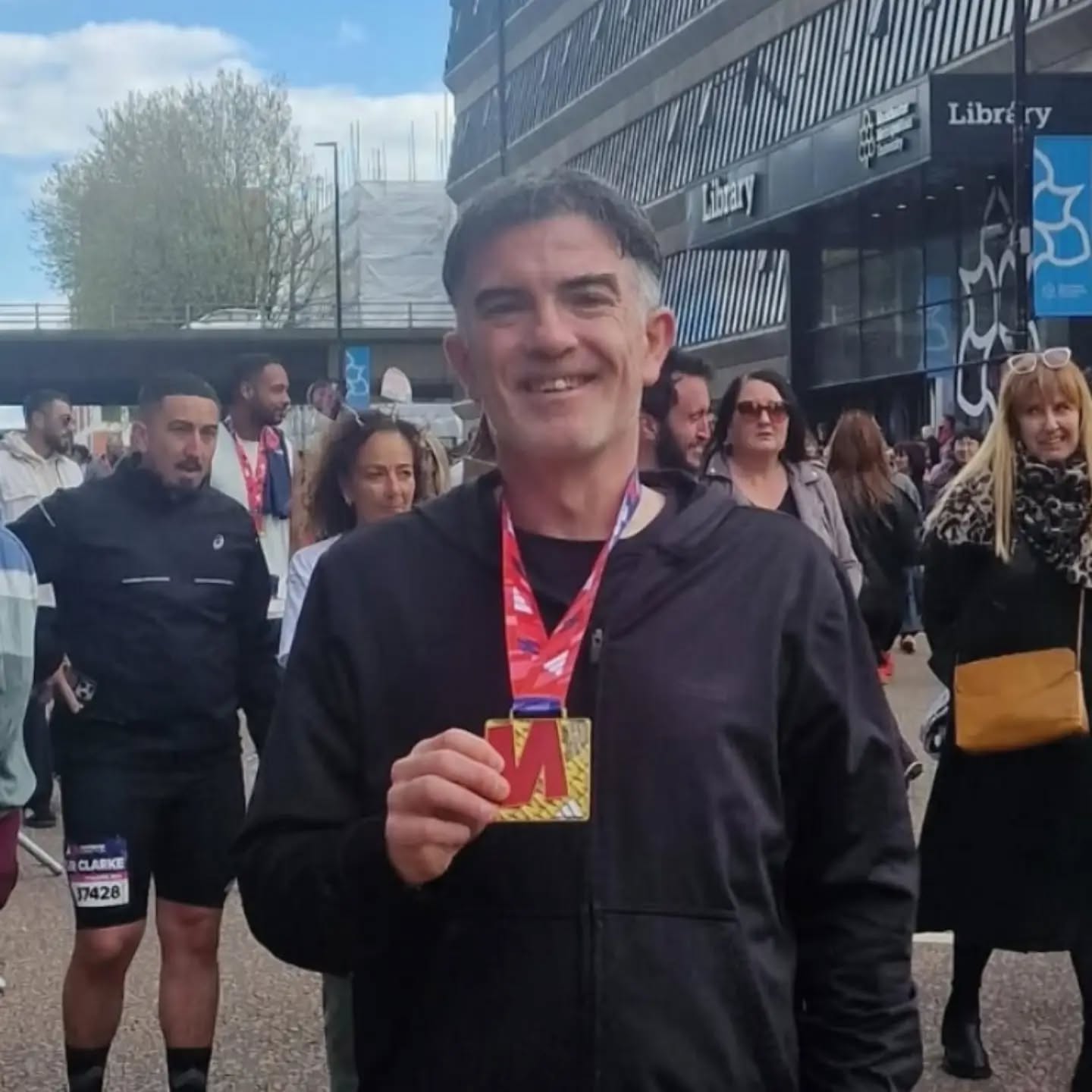 Medal Monday 🏅
Massive well done to Stuart on adding another Manchester marathon medal to the list. Not the result he was aiming for but it happens. You take on board the learning and move on to the next challenge...and there is no doubt that's exactly what this fella will do.
It's hard not to feel inspired by this man, not just from what he achieves, but also from how he goes about doing it. 🙌🙌
