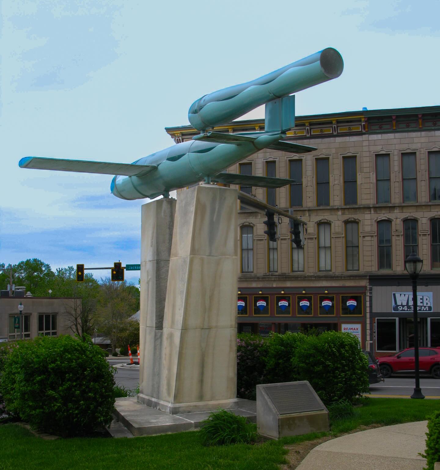 According to the plaque, this is one of two surviving V1 buzzbombs from WW2. This one is in #GreencastleIN. (The other is in the Smithsonian Air & Space Museum.) The photo was taken by a 20 year old digicam. The #CanonPowershotG9 is well loved for its classic CCD sensor and Canon “Color Science.”