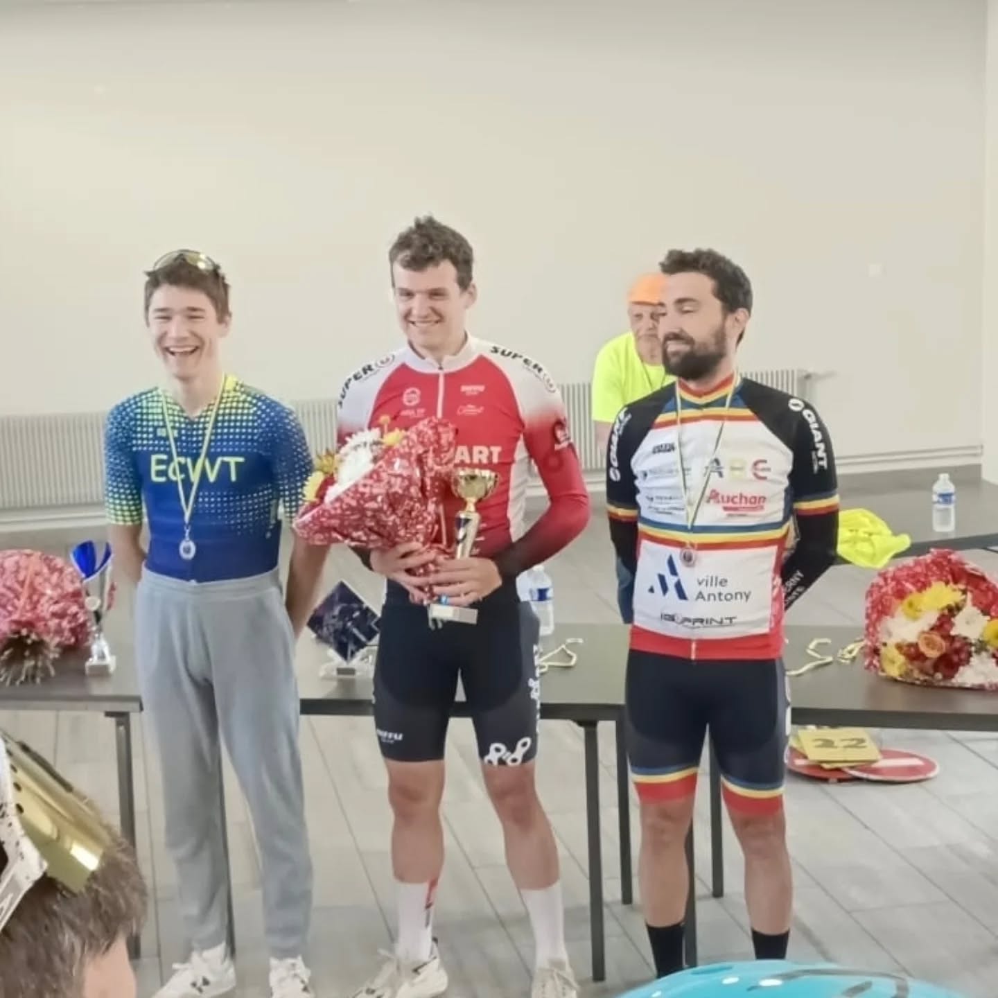 #ABCaccess 🟦🟨🟥
Benjamin Vincent collectionne les 3ème place depuis le début de la saison.
🥉 à Cheroy.