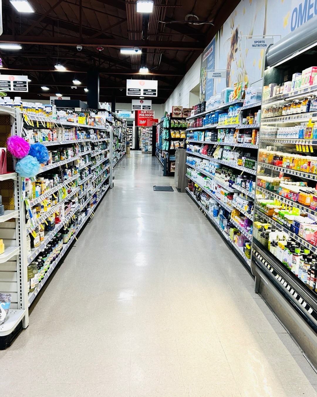 We 💜 keeping your favorite grocery stores sparkling clean 🧹🧼🫧#CommercialCleaning #GroceryStoreClesning #FloorCare