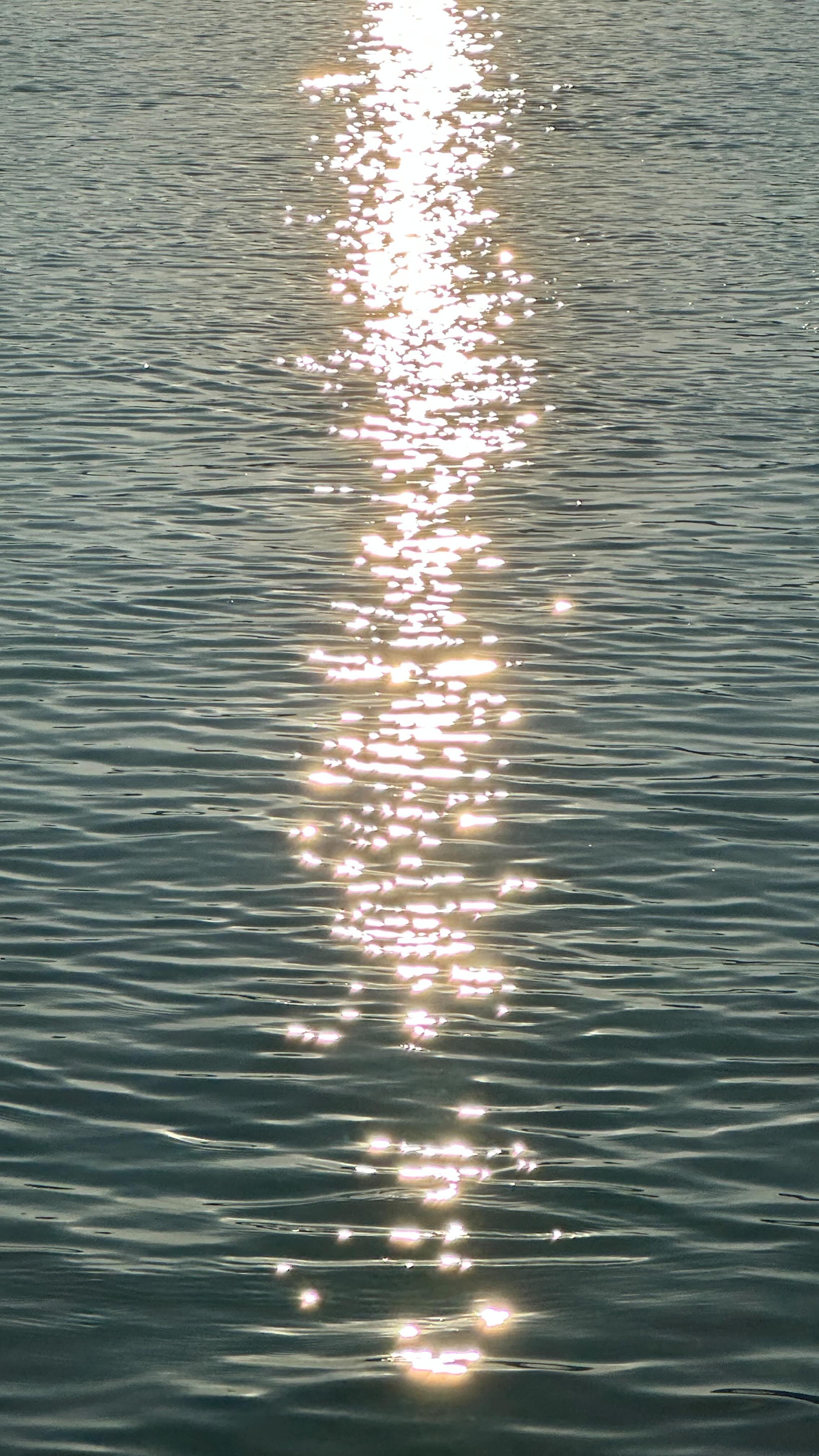 Was uns heute glücklich gemacht hat?
Laptop zu, der Sonne entgegen!
Und dich? ✨🤍
