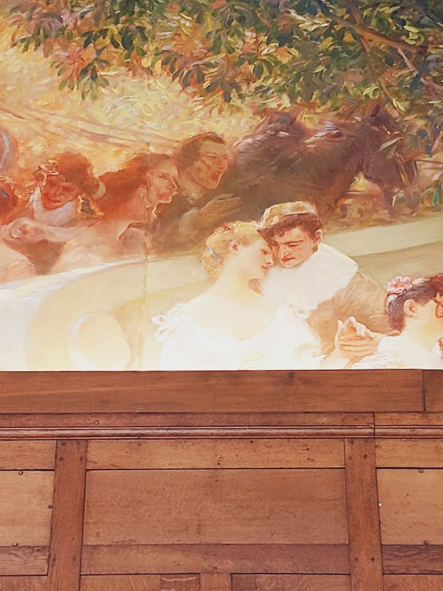 🌸🌿🌼🖼 La poésie est partout à Arnaga !
- "La fête chez Thérèse" - Toile marouflée de Gaston LAtouche
- La rose "Cyrano "
- Fêeries - Recueil de poésie de Rosemonde GERARD
- Buste de Victor HUGO- Coin des poètes
#poésie #jardin #peinture #arnaga #musee