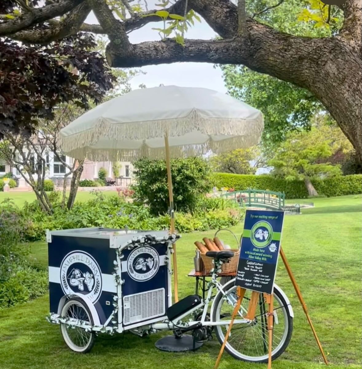 Introducing our Spring Brocante Exhibitors 🌿
@pamphilldairyicecream🍦
All the ingredients in this delicious ice cream are sourced as locally as possible in Dorset and the New Forest ~ strawberries, blueberries & local milk from @allenvalleymilk 🍓 Calum @pamphilldairyicecream will be bringing his favourite flavours to the Spring Brocante over May Day weekend, and you’ll find his ice cream cart by the Singing Theatre in the gardens 🍦
We hope you can join us too!
Sunday & B/H Monday 3 -4th May
10 - 3pm each day
The Spring Brocante 🌿
Larmer Tree
Nr Salisbury
SP5 5PY
Artisans | Local Foodies | Vintage Fair | Brocante Shopping | May Day Weekend | Ice Cream