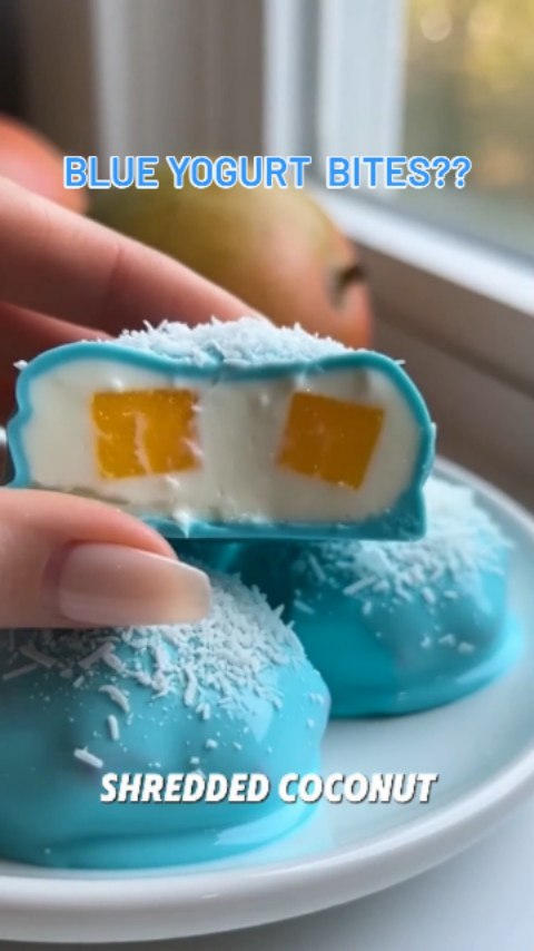 Blue food series 💙 ep.1
This blue isn’t what you think 💙
Spirulina + chocolate = natural color
Frozen yogurt bites with a creamy center + fruit inside.
Simple, fun, and perfect for weekends.
Would you try this?
👇
✨ 10% off spirulina (28g) until Apr 28
Link in bio
#frozentreats
#healthysnack
#yogurtbites
#weekendsnacks
#Spirulina
